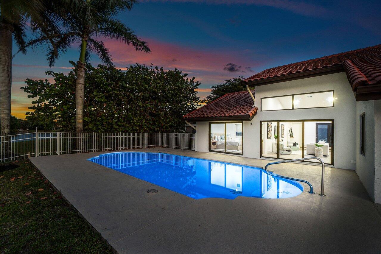 2281 Seaford Drive
