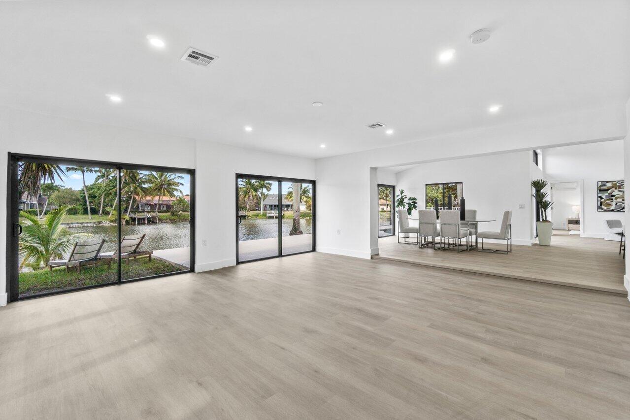 2281 Seaford Drive