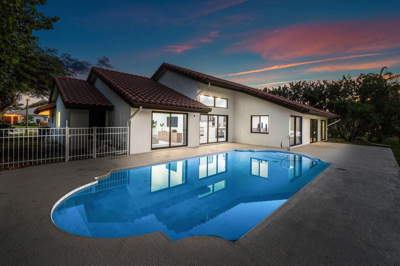 2281 Seaford Drive