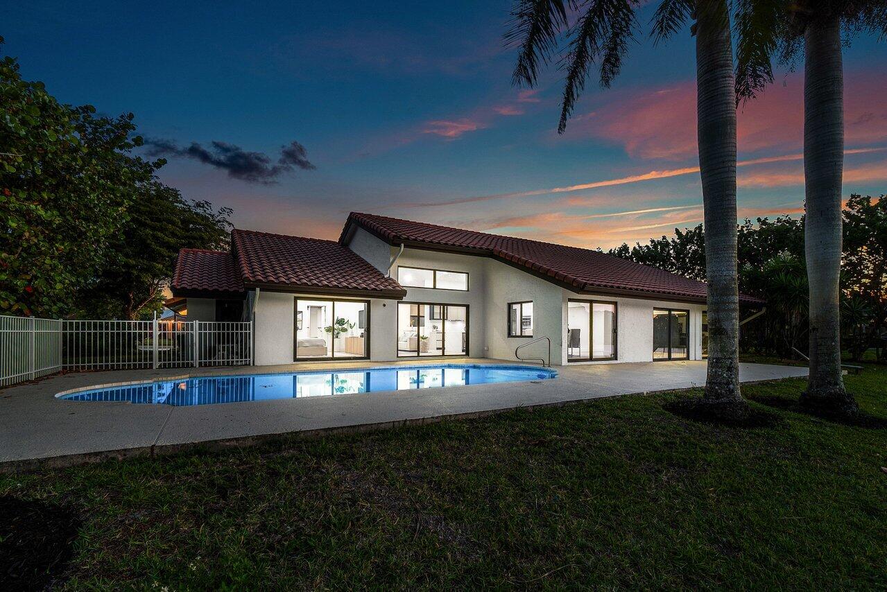 2281 Seaford Drive
