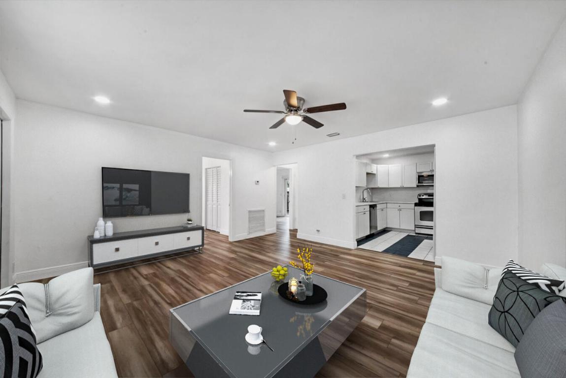 526 W Perry Street A, Lantana