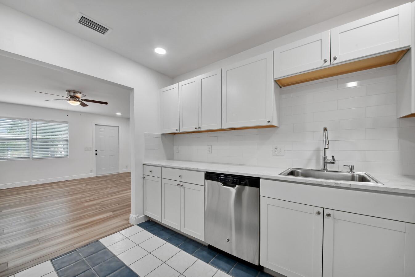 526 W Perry Street A, Lantana