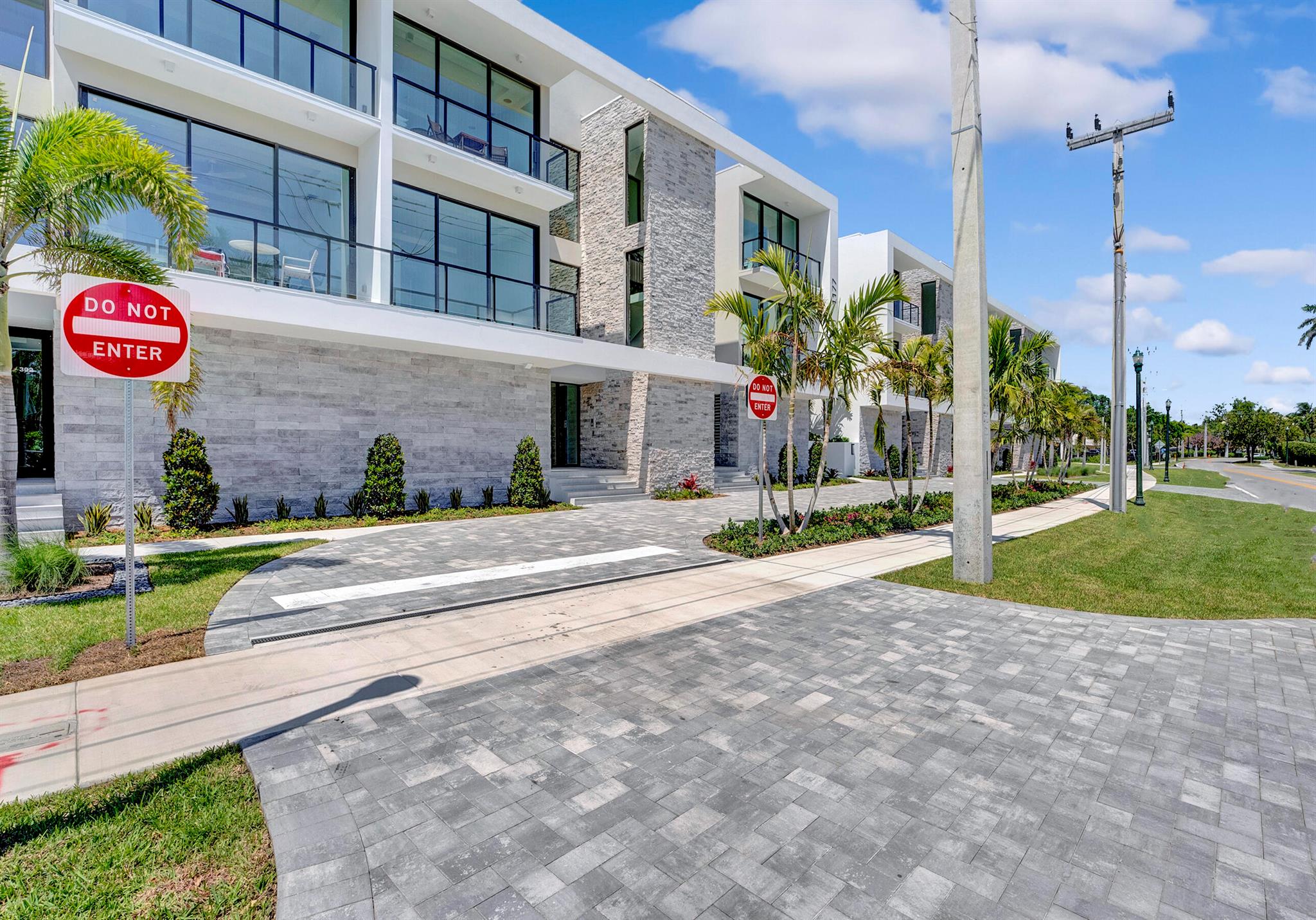 1177 George Bush Boulevard 208 A