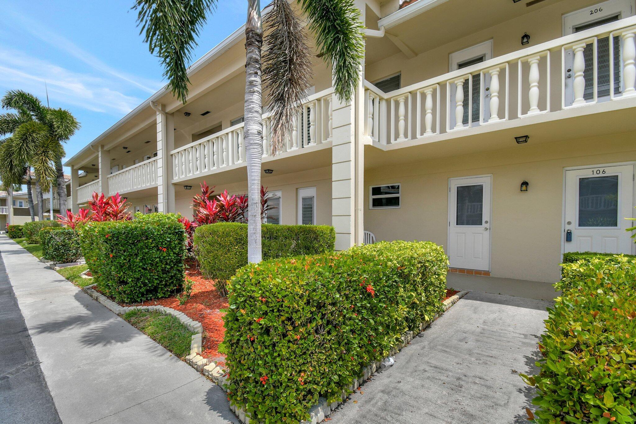 2131 NE 42nd Court 107e