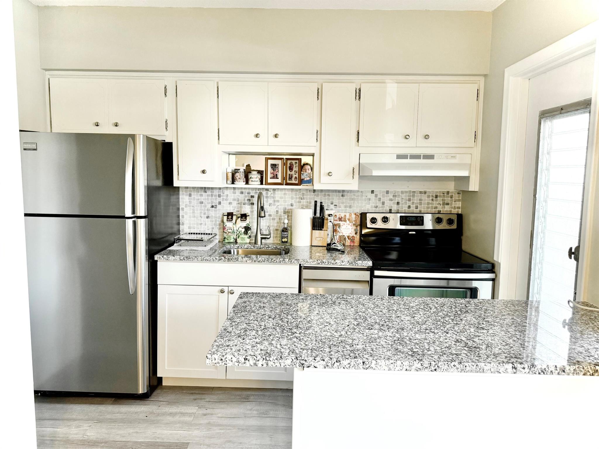 2131 NE 42nd Court 107e