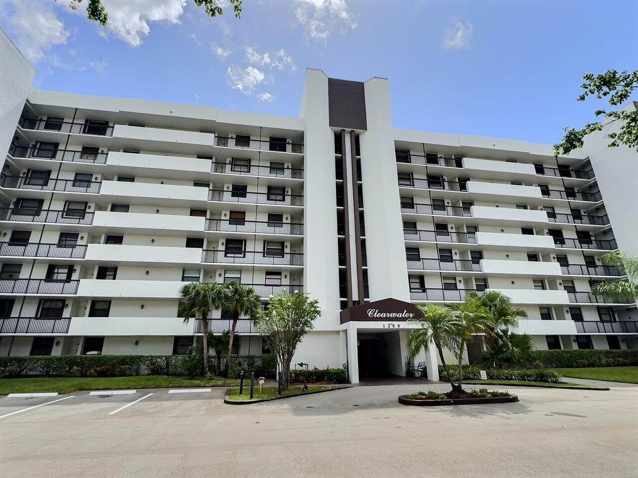 1266 S Military Trail 587, Deerfield Beach Unit: 587
