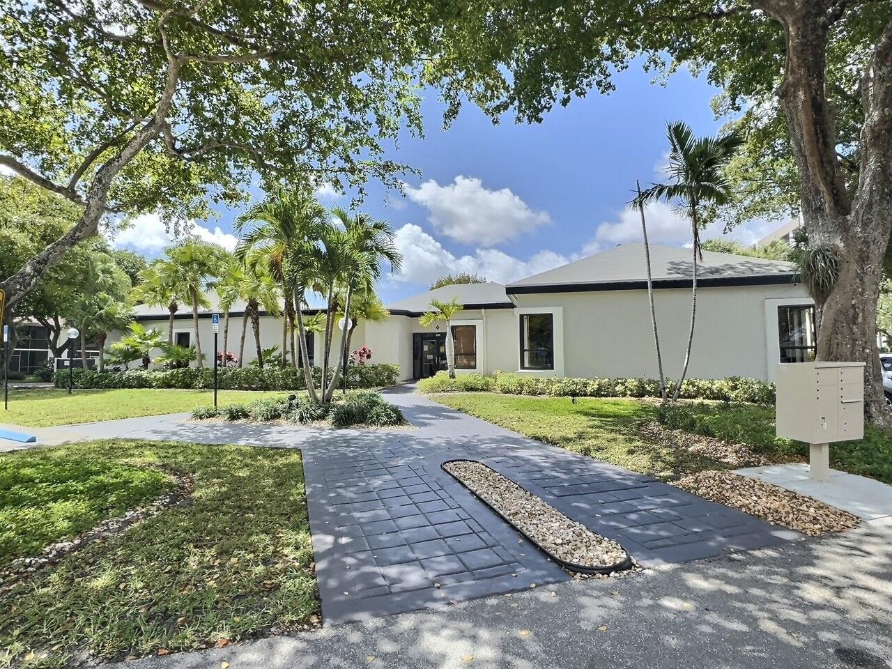 1266 S Military Trail 587, Deerfield Beach Unit: 587