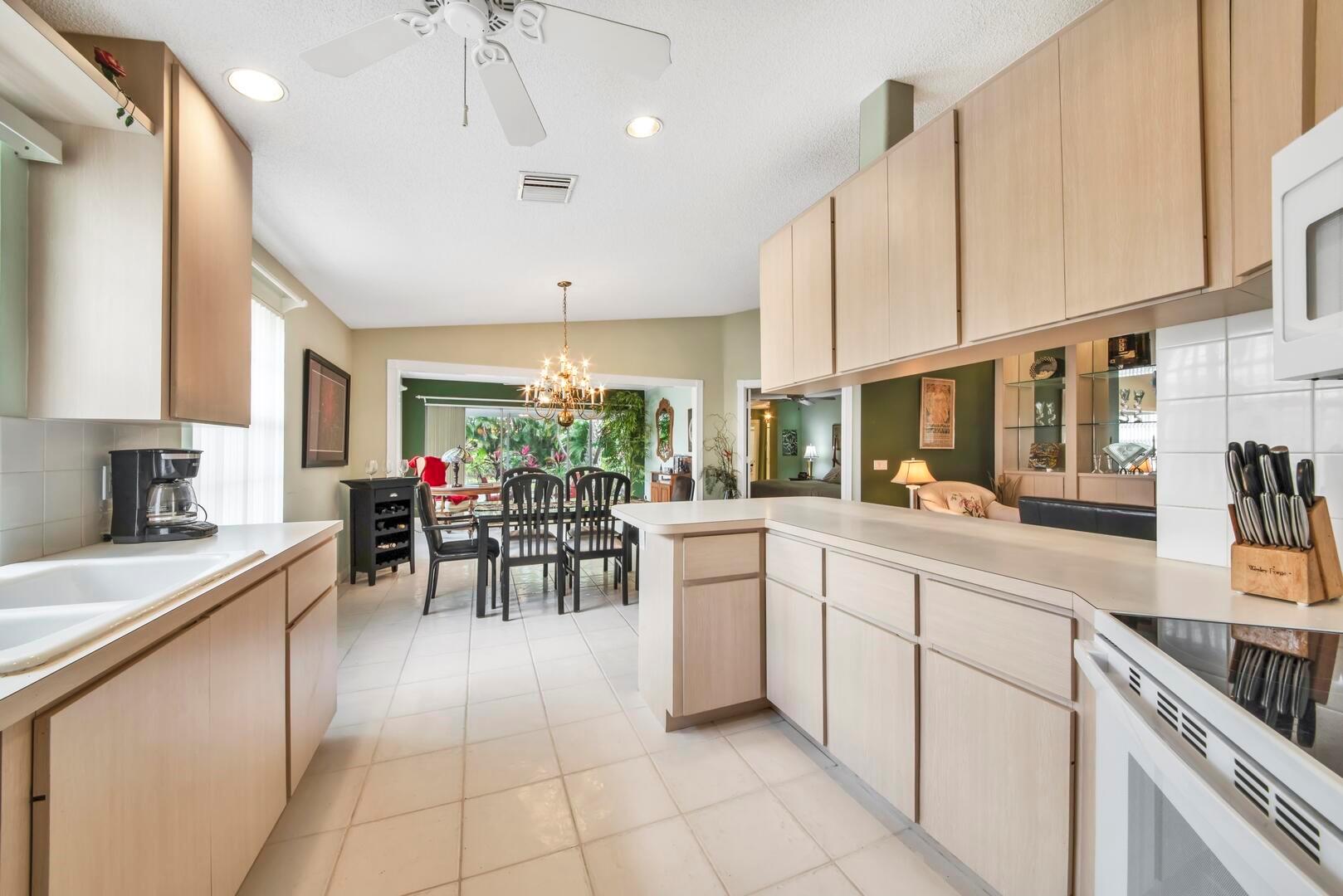 4220 Royal Oak Drive