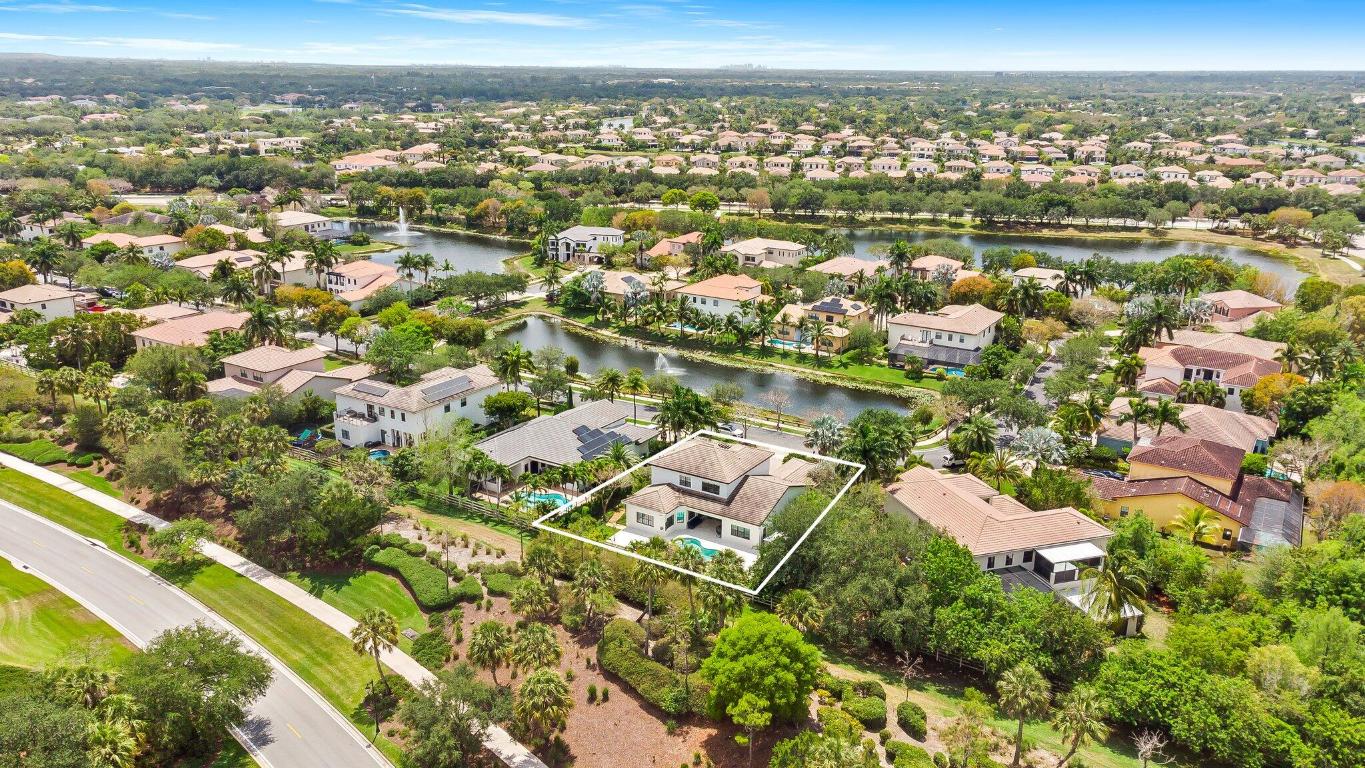 10471 Majestic Trail