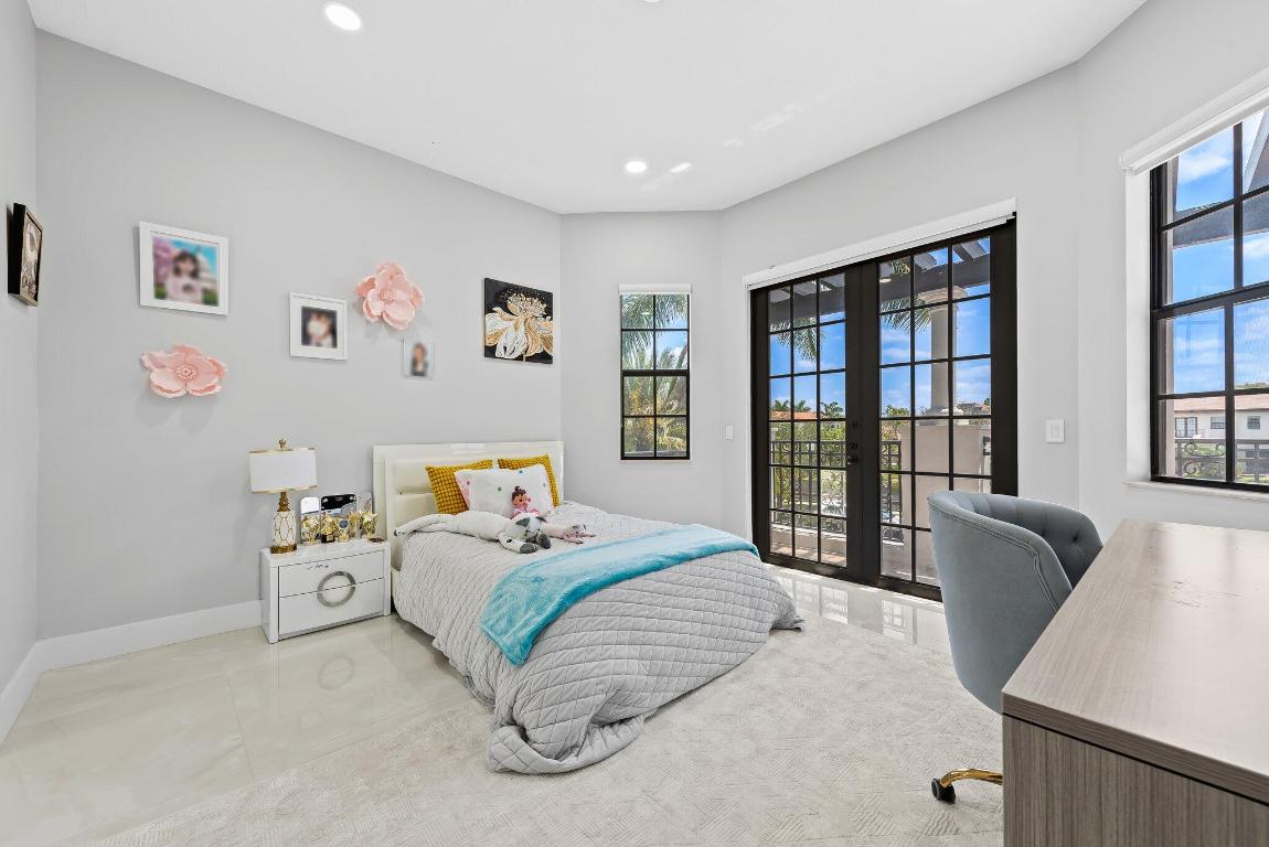 10471 Majestic Trail