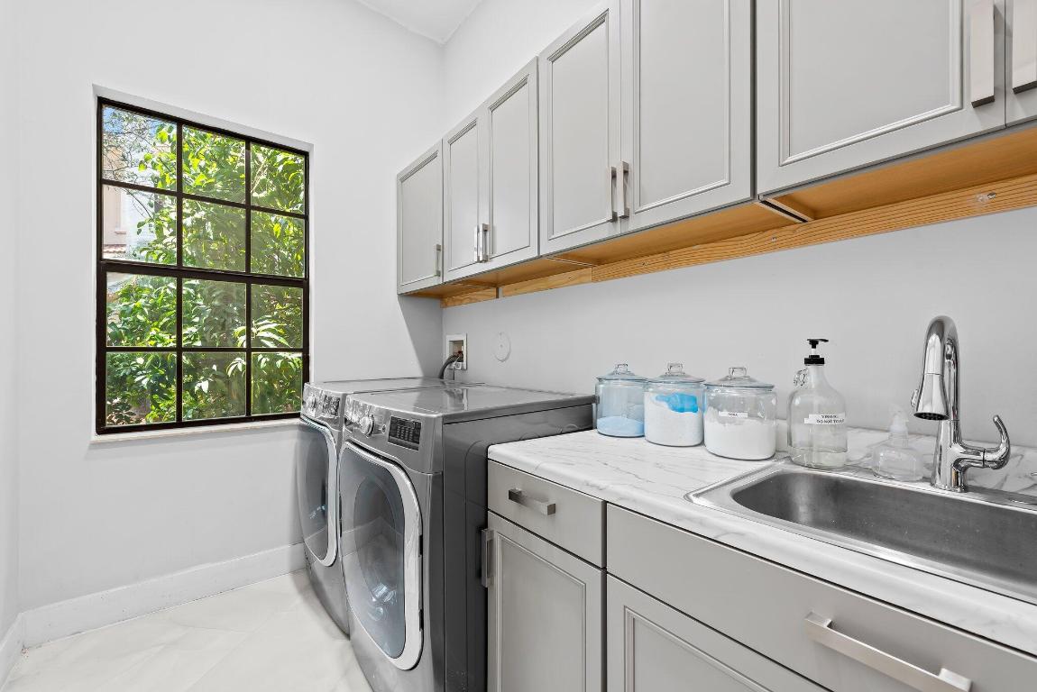 10471 Majestic Trail