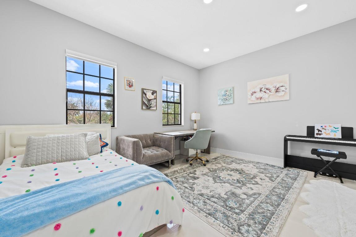 10471 Majestic Trail