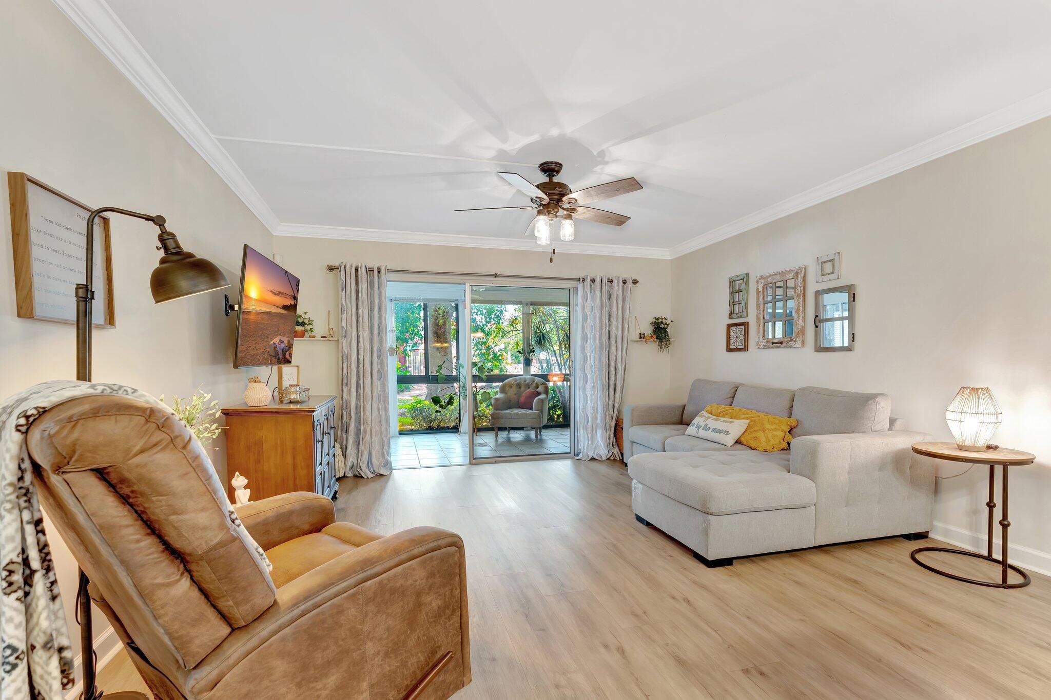 2208 S Cypress Bend Drive 103, Pompano Beach Unit: 103