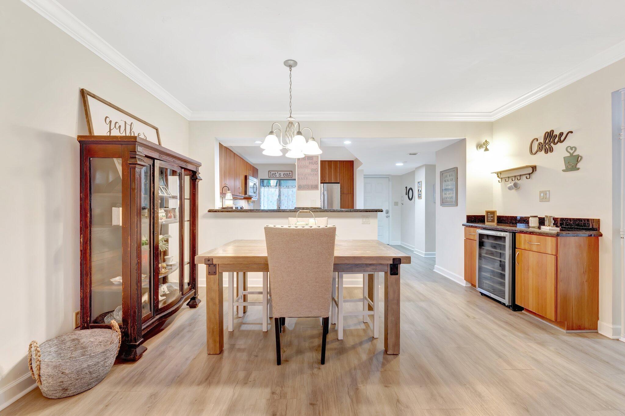 2208 S Cypress Bend Drive 103, Pompano Beach Unit: 103