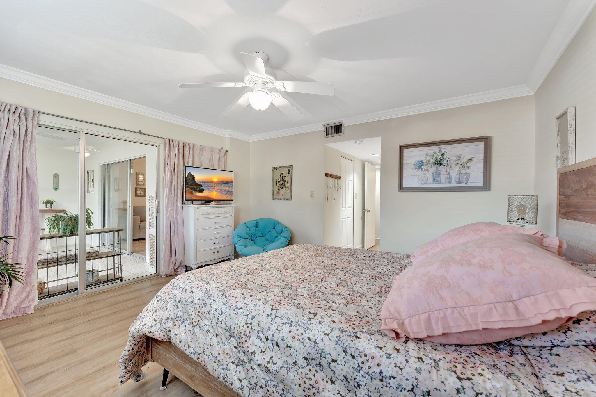 2208 S Cypress Bend Drive 103, Pompano Beach Unit: 103