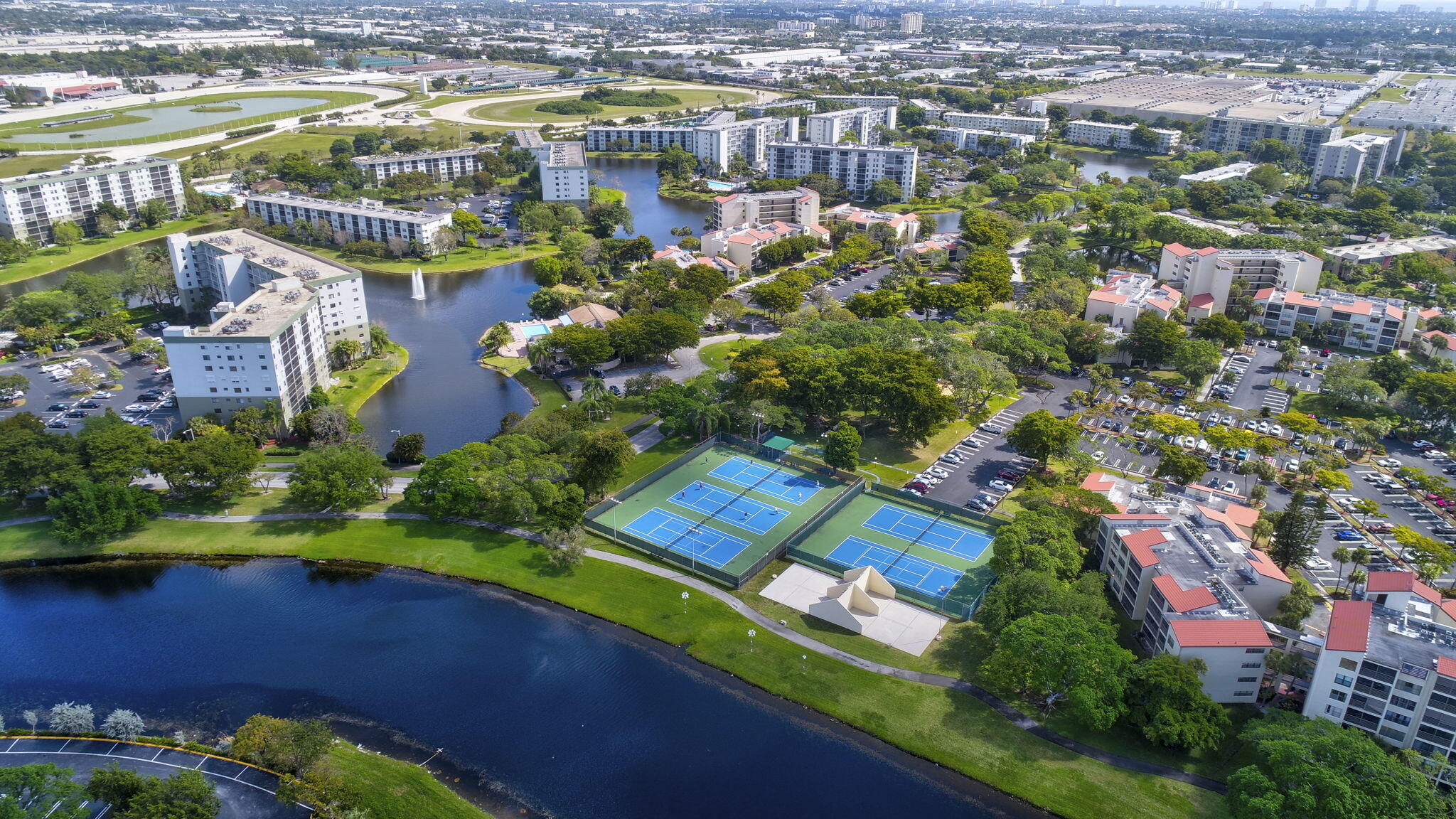 2208 S Cypress Bend Drive 103, Pompano Beach Unit: 103