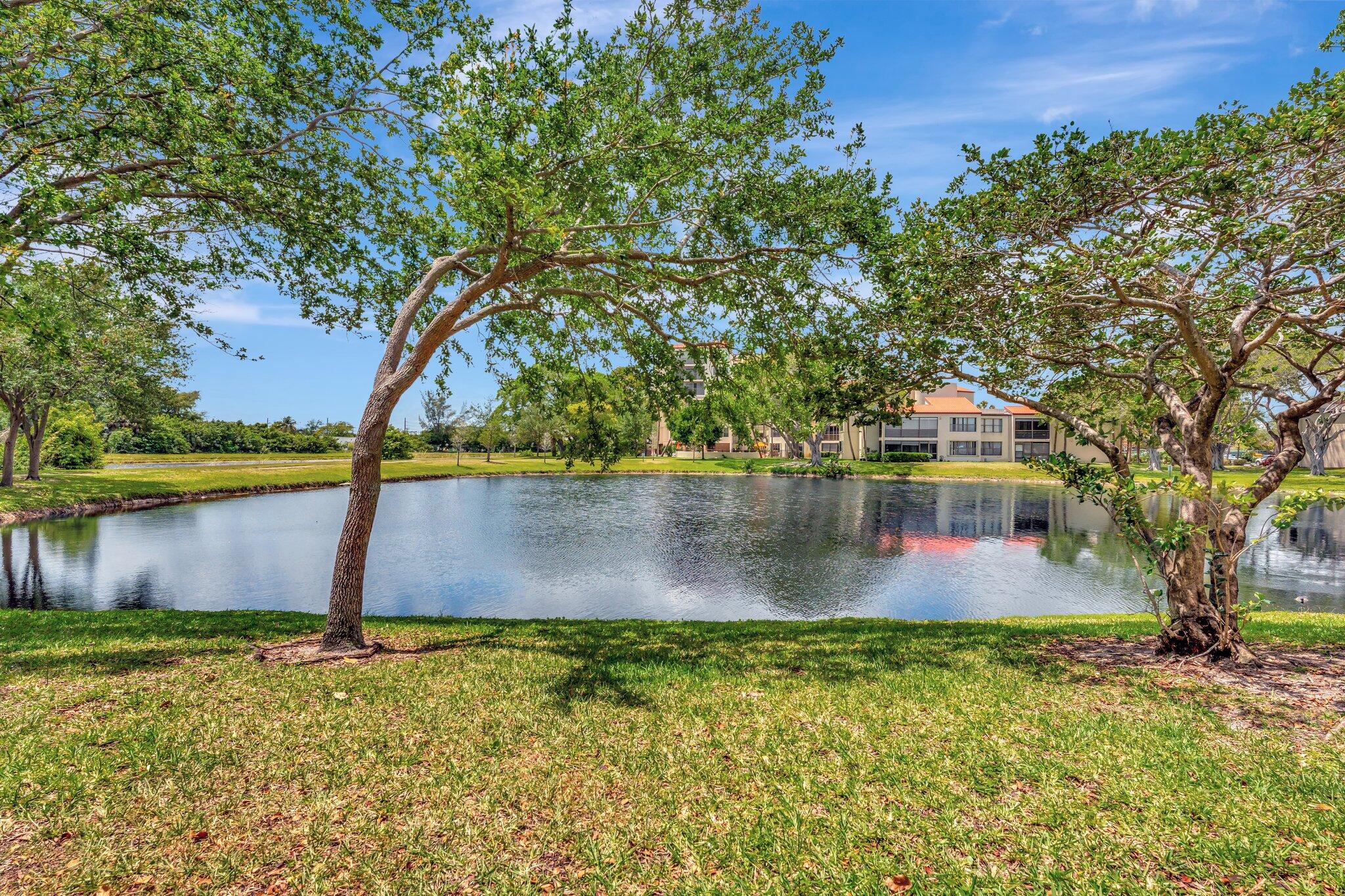 2208 S Cypress Bend Drive 103, Pompano Beach Unit: 103