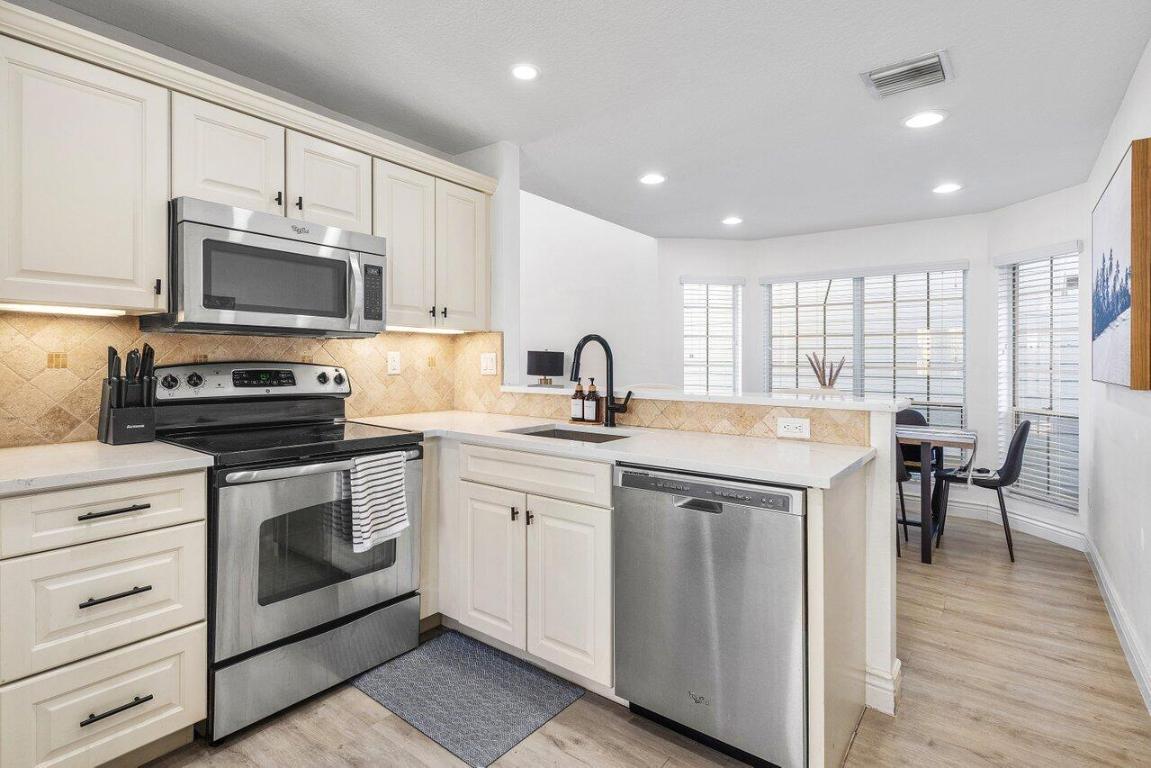 5120 Coronado Ridge