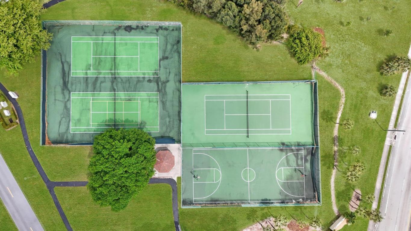 800 NW 22nd Court, Delray Beach