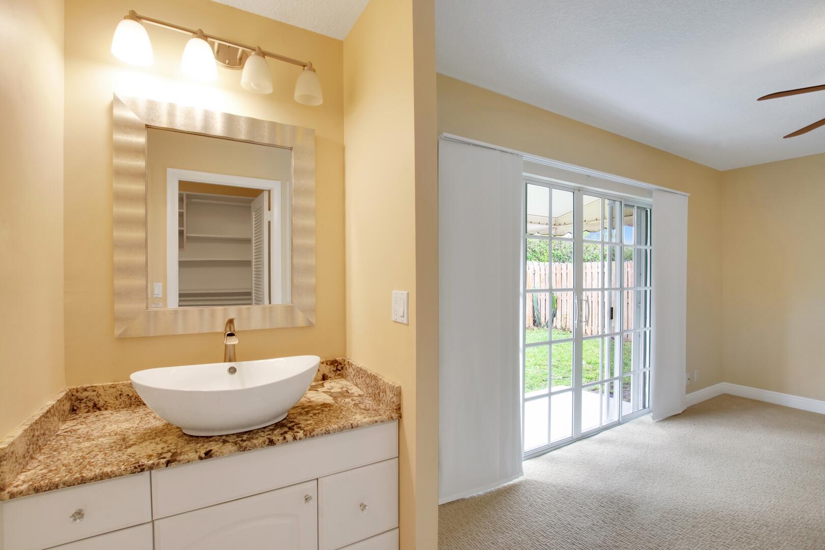 800 NW 22nd Court, Delray Beach