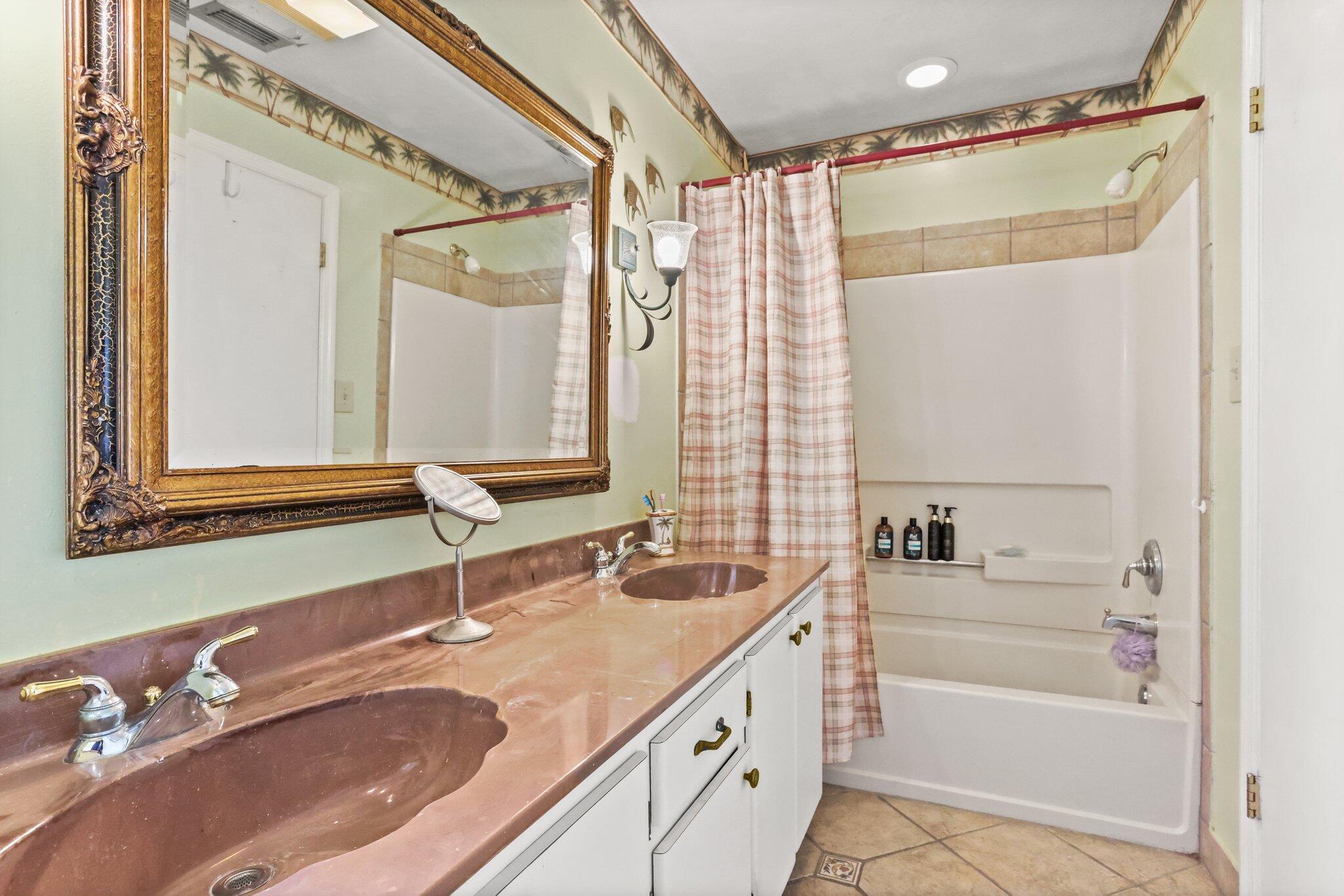 4652 Holly Lake Drive