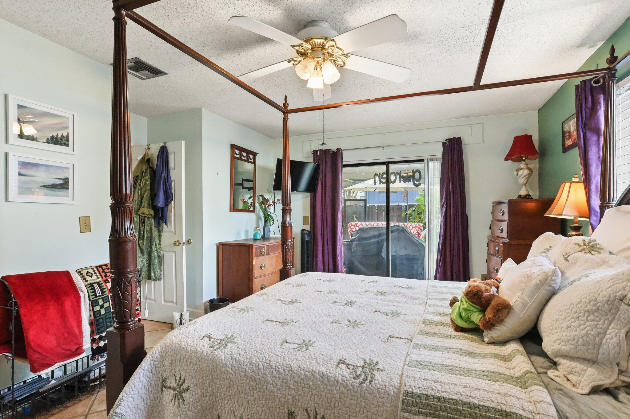 4652 Holly Lake Drive