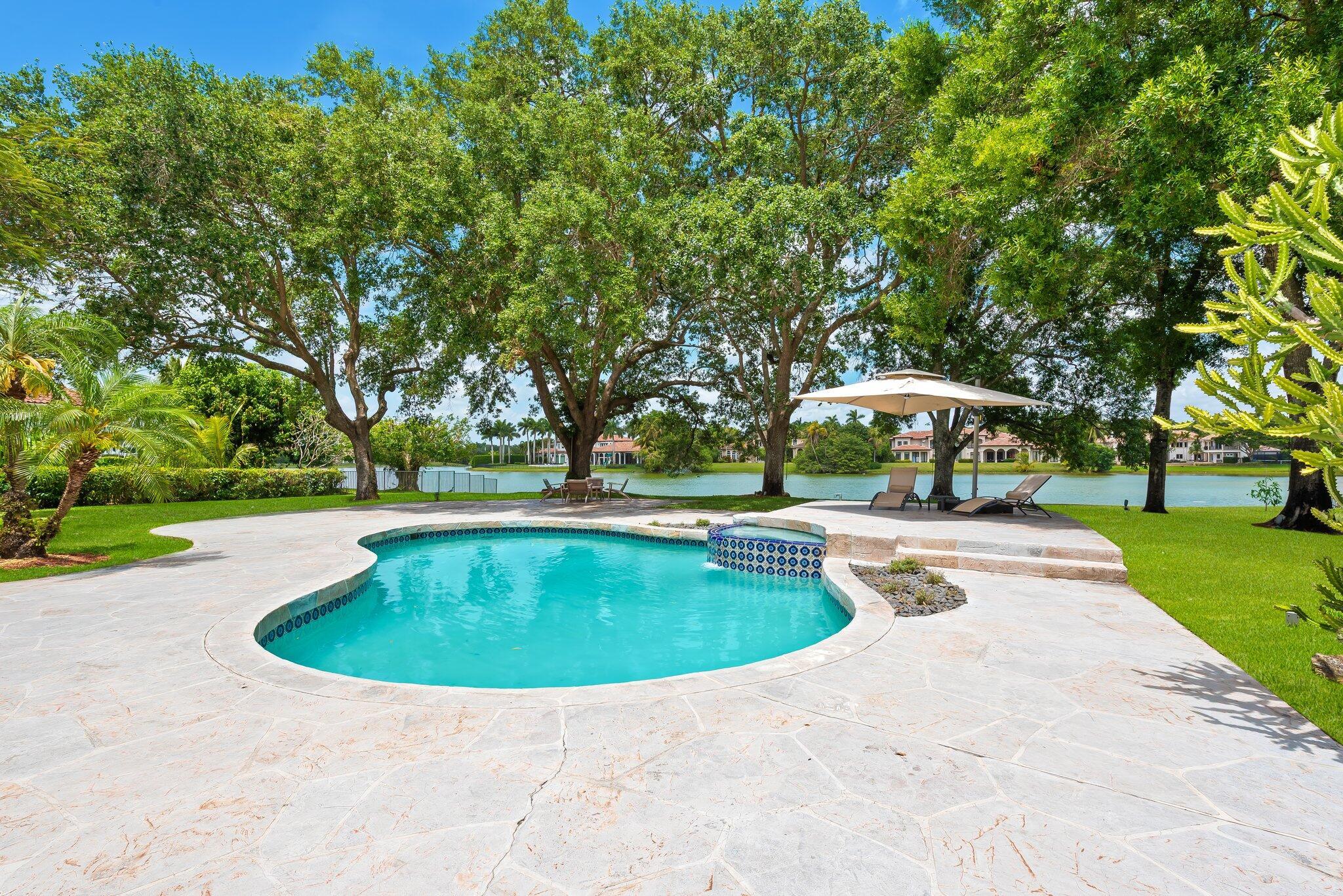 18425 Long Lake Drive