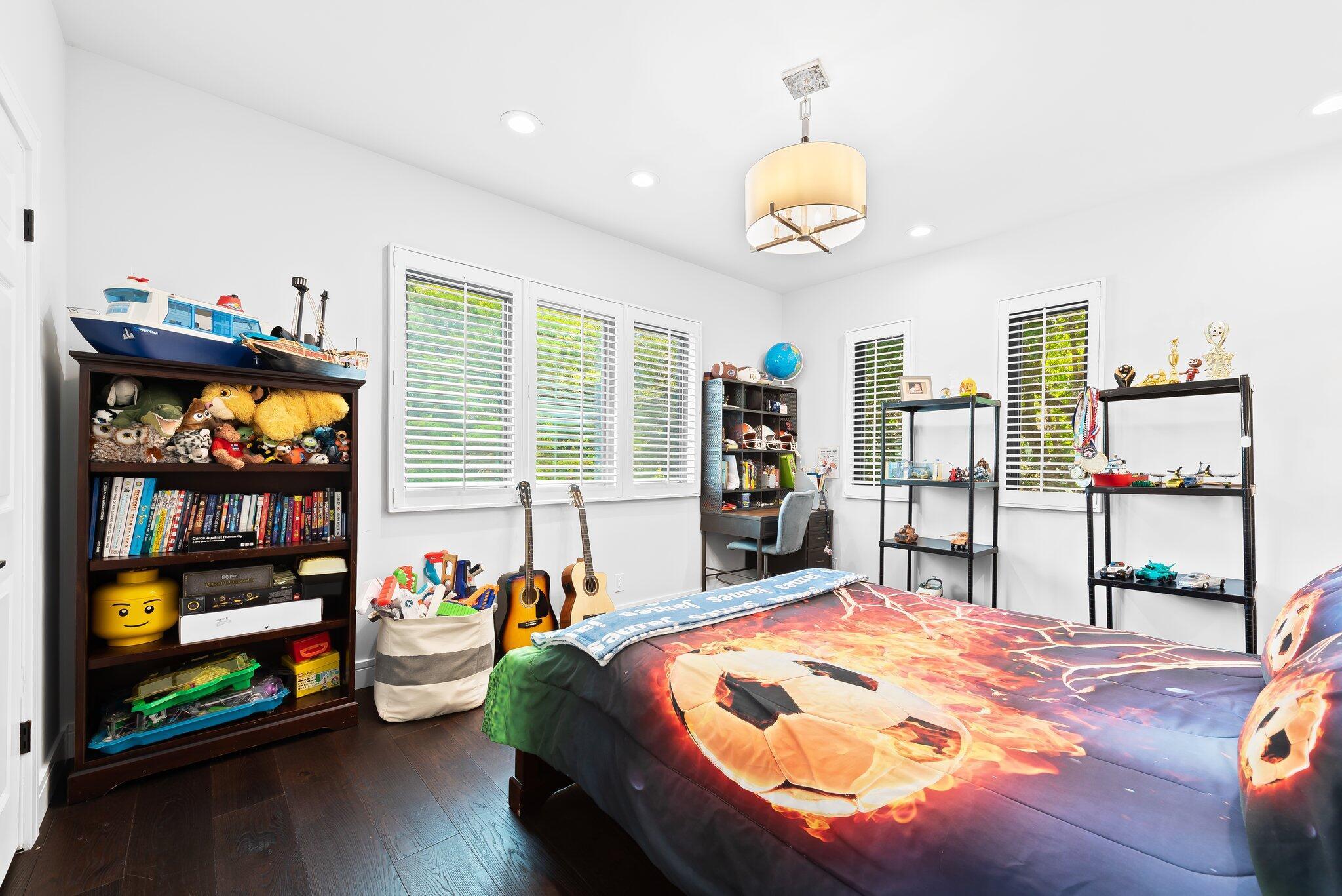 18425 Long Lake Drive