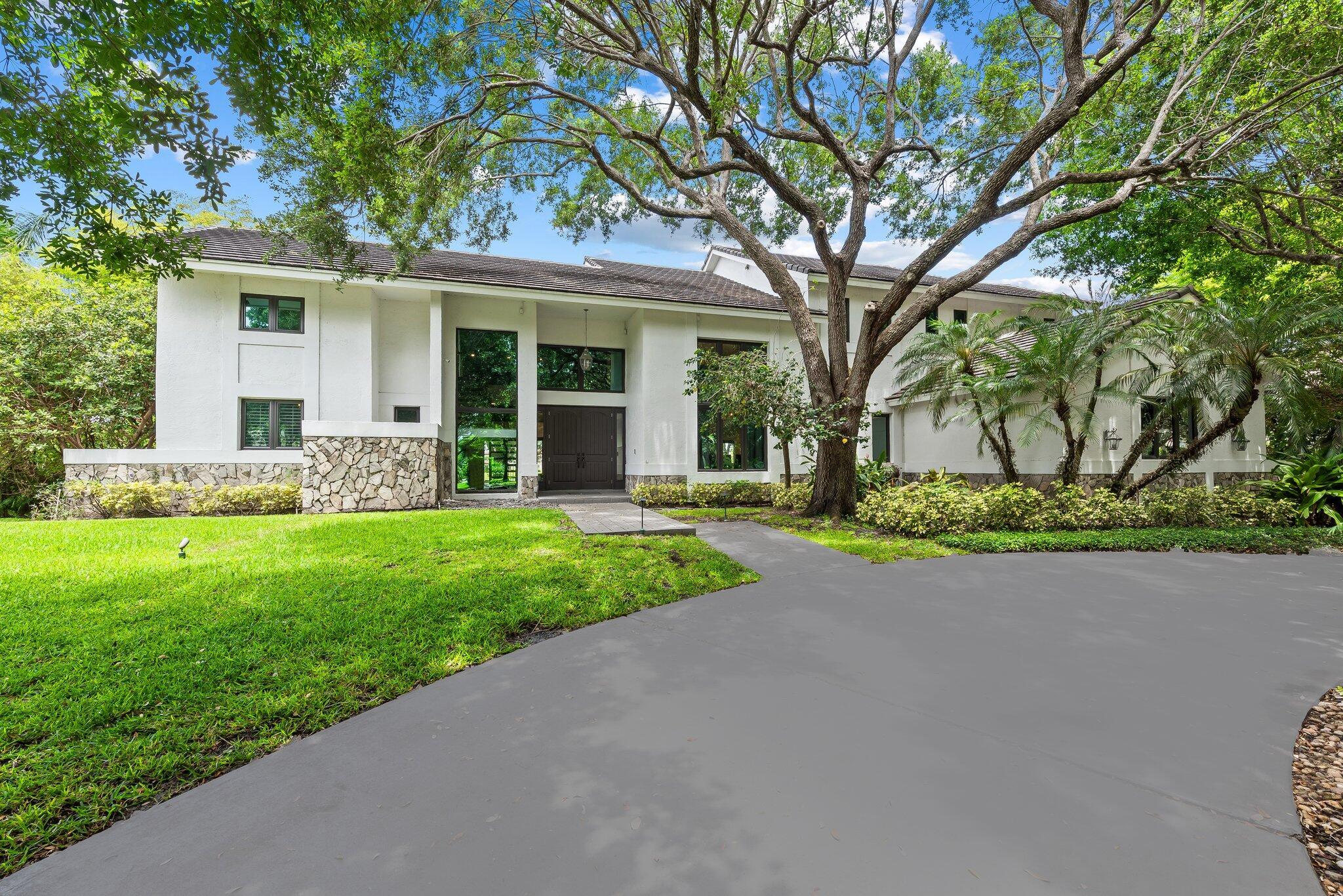 18425 Long Lake Drive