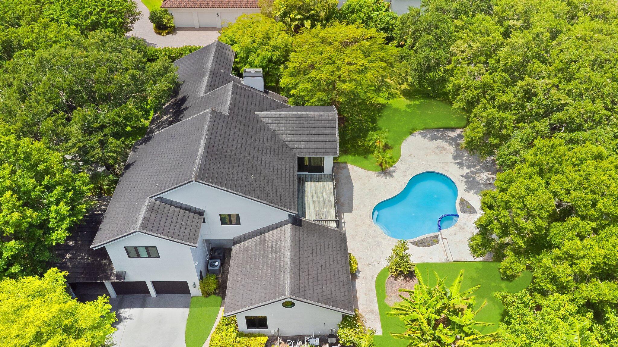 18425 Long Lake Drive