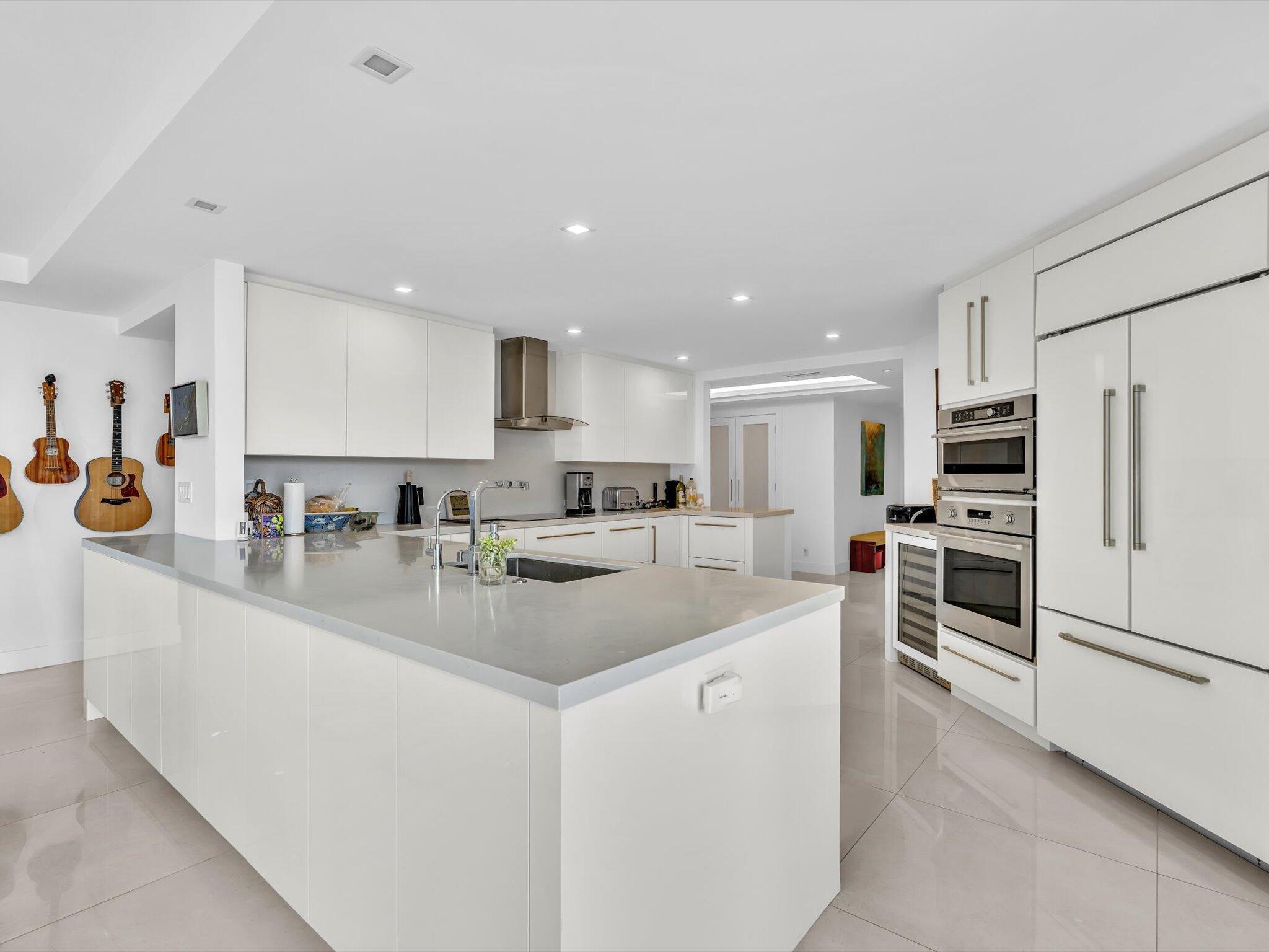 3300 S Ocean Boulevard 108s