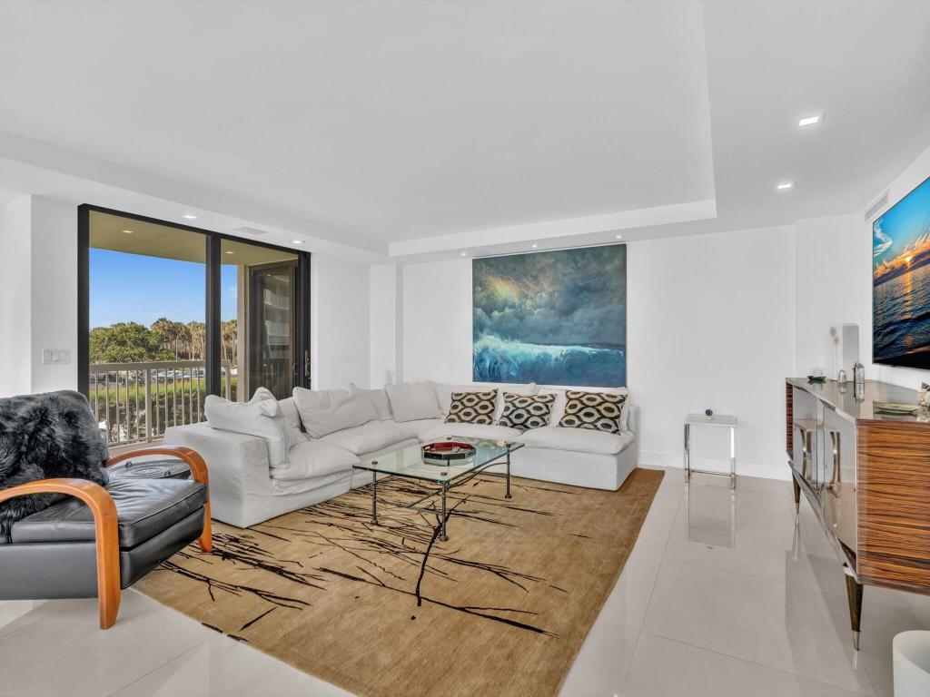 3300 S Ocean Boulevard 108s