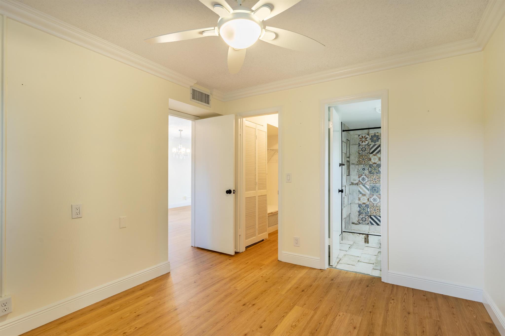 2012 S Federal Highway 301