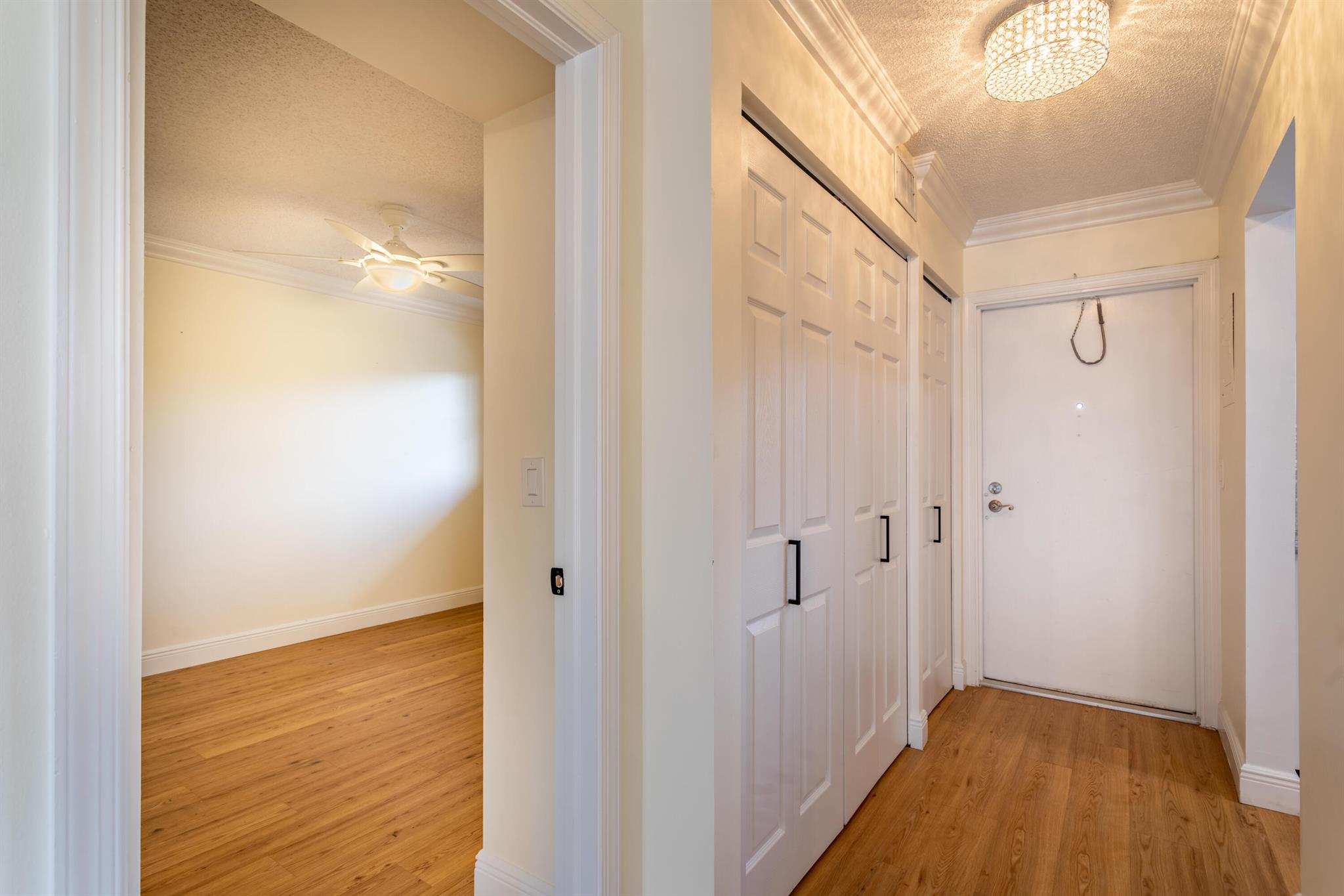 2012 S Federal Highway 301