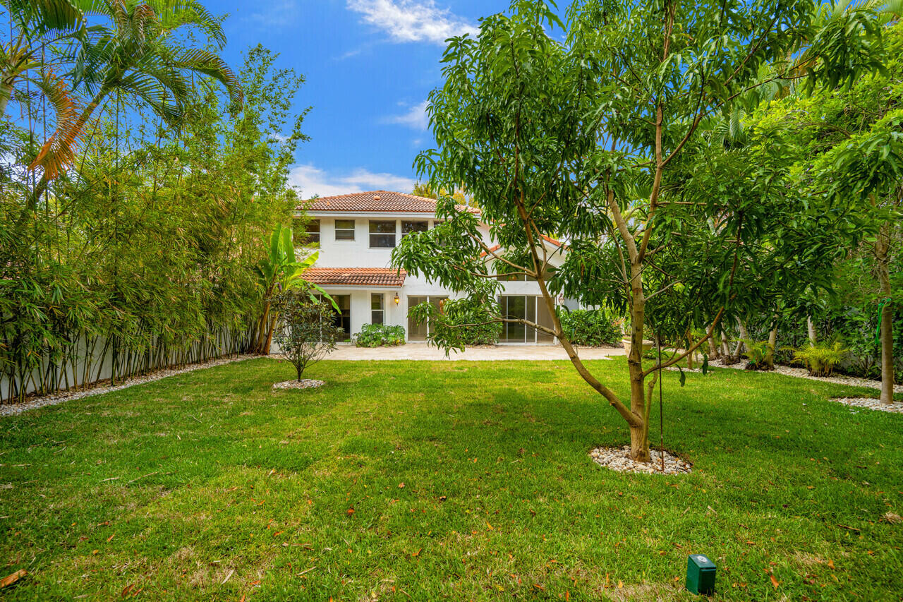 2075 NW 52nd Street