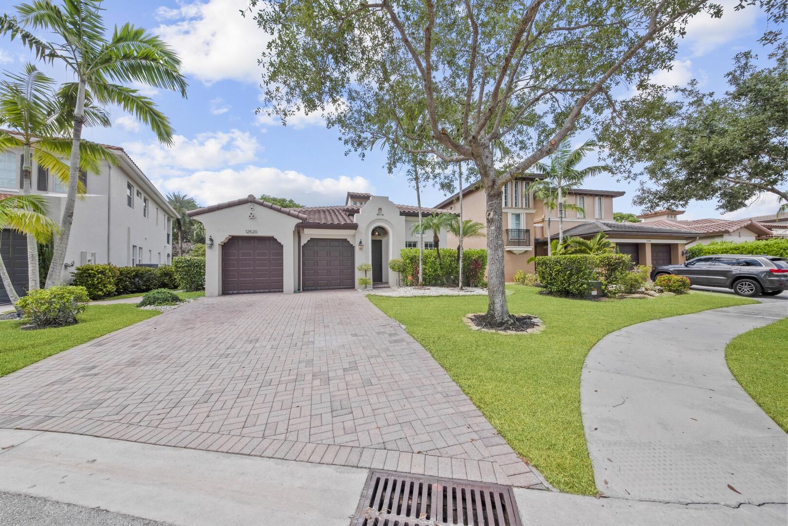 12520 NW 79th Manor