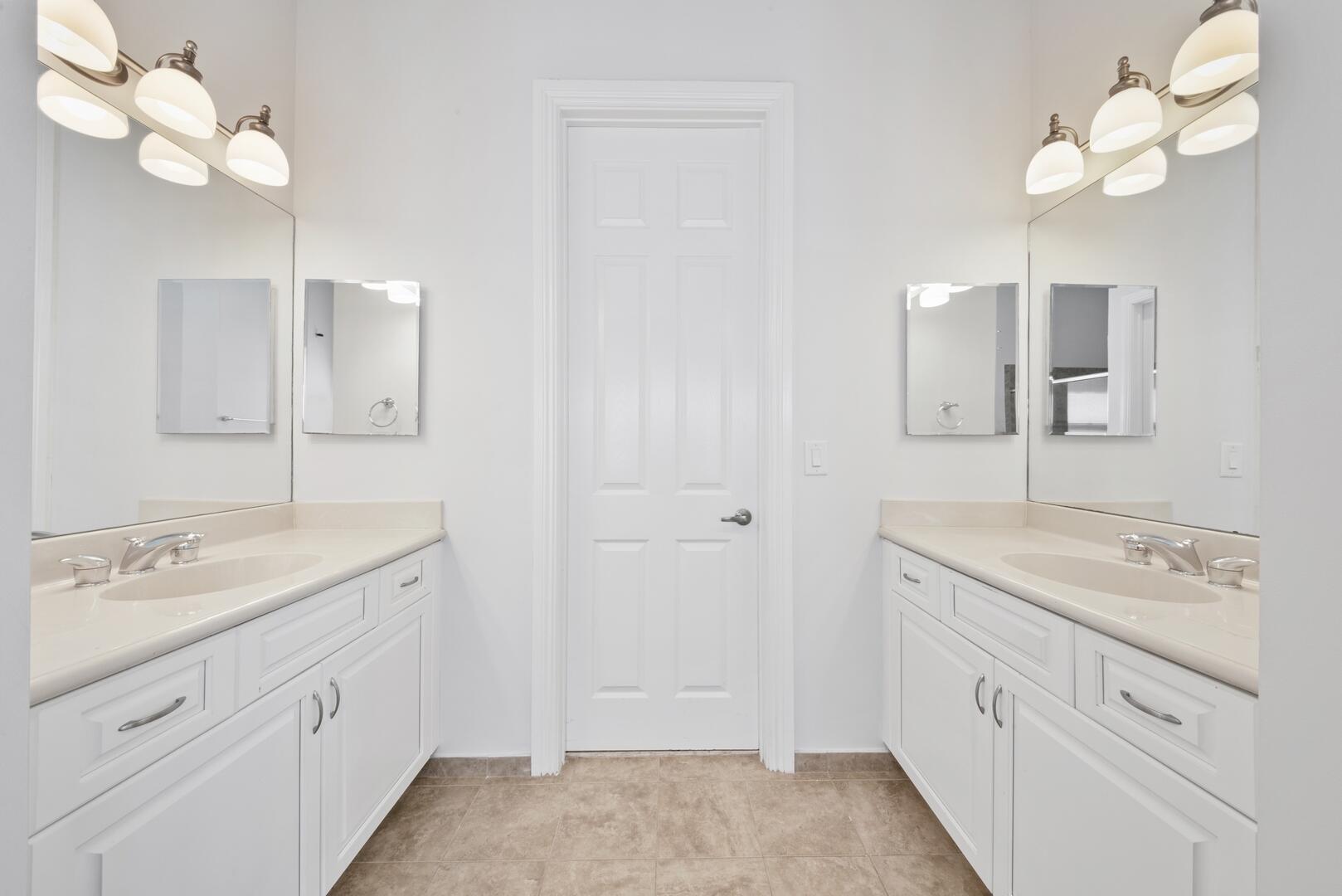 12520 NW 79th Manor