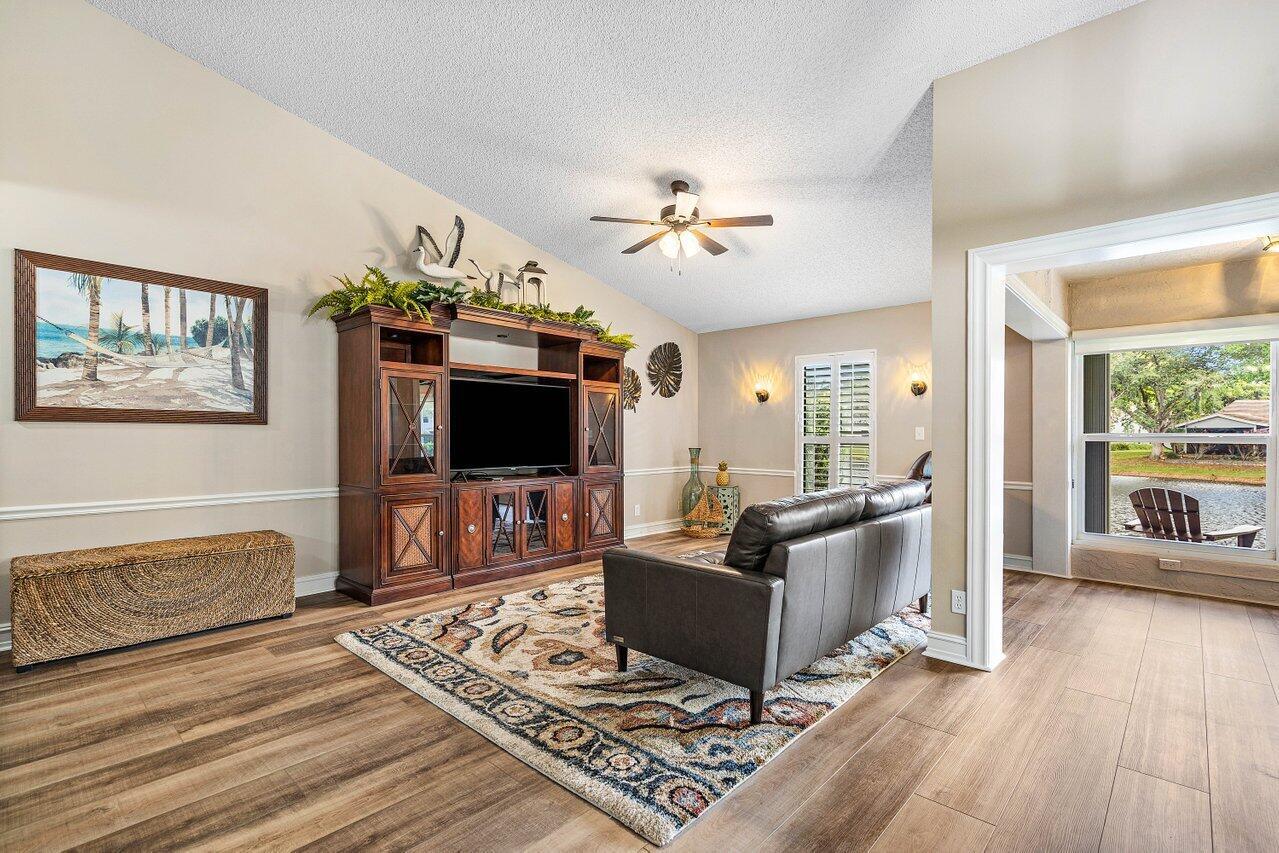 648 Deer Creek Edgewater Drive