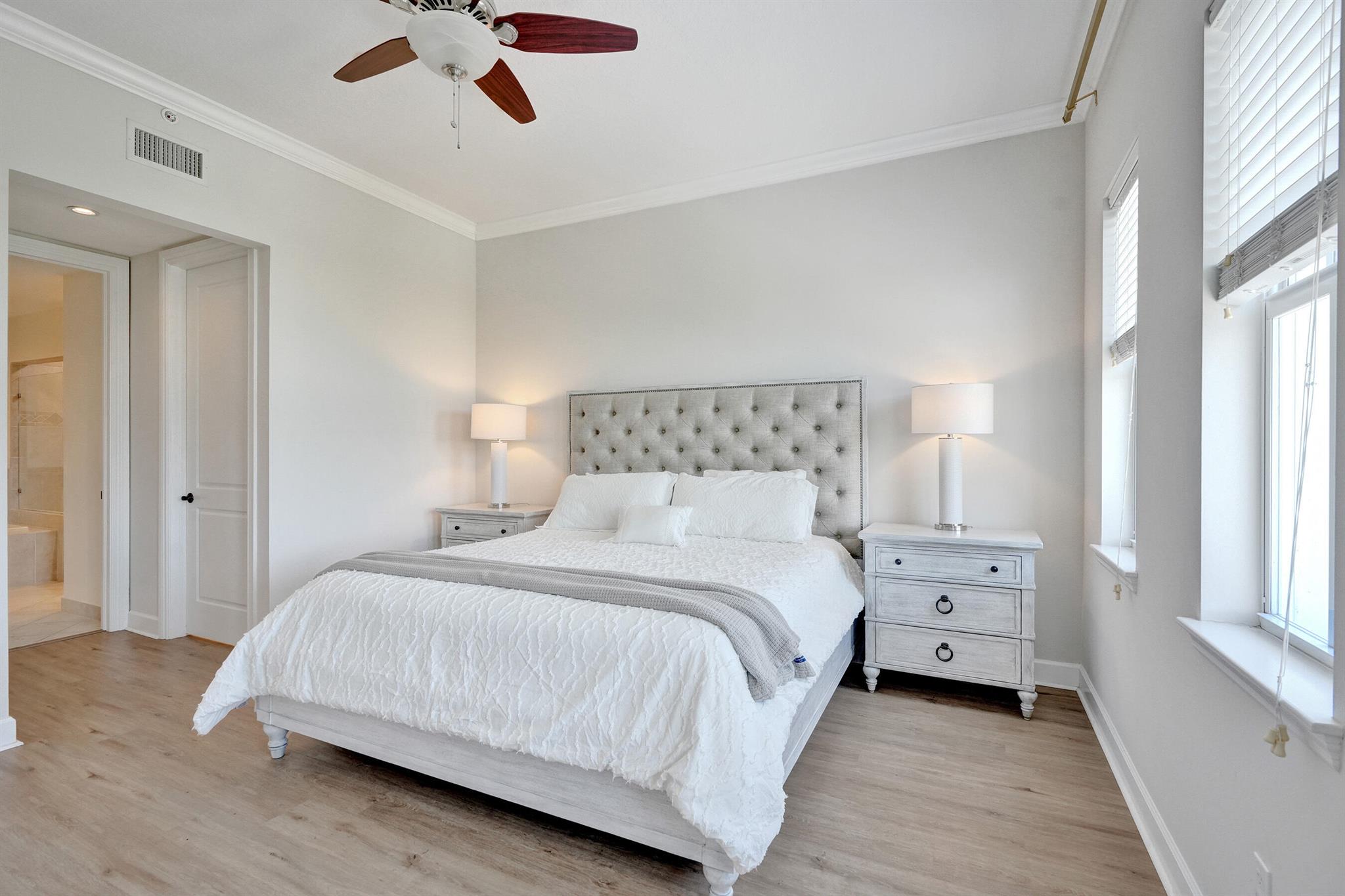 200 NE 2nd Avenue 410