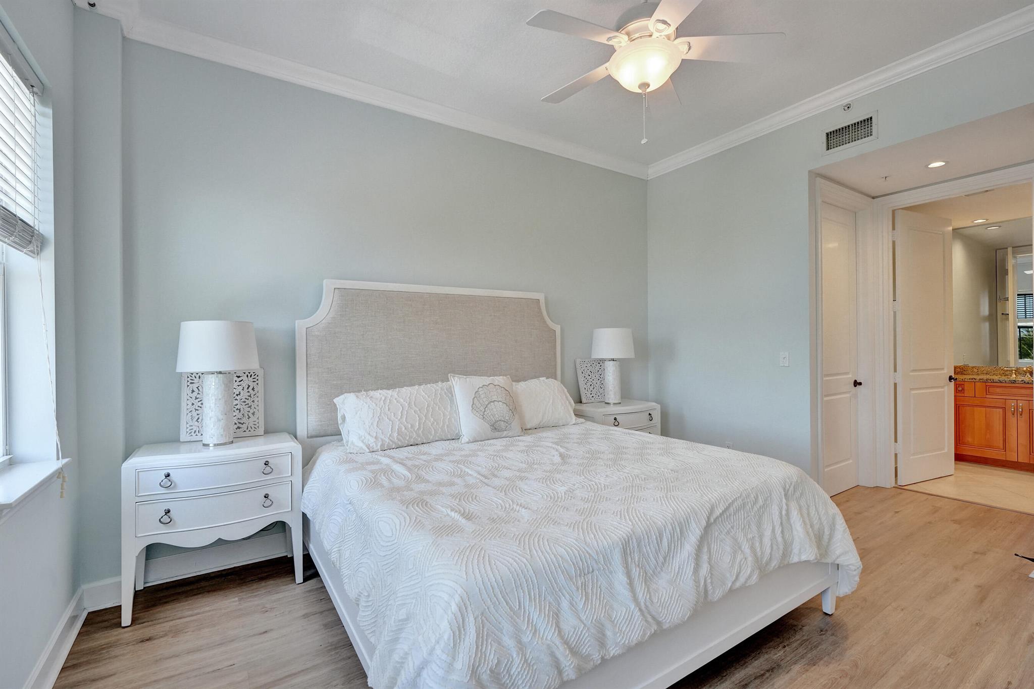 200 NE 2nd Avenue 410