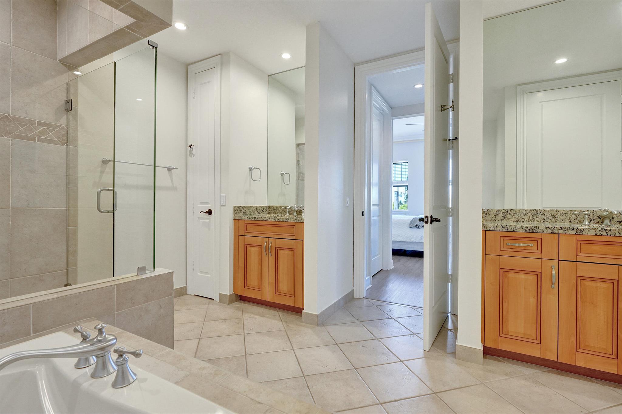 200 NE 2nd Avenue 410