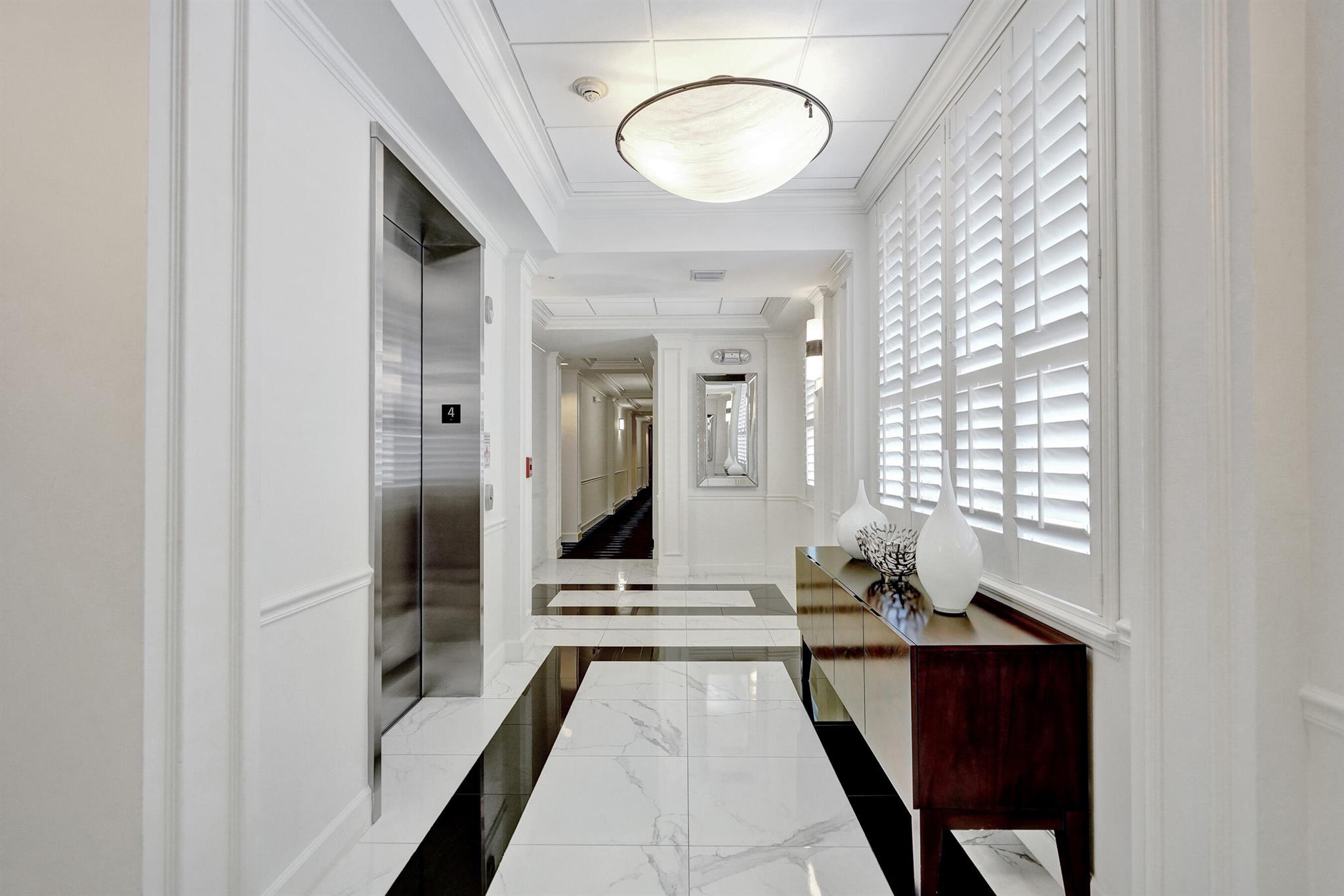 200 NE 2nd Avenue 410