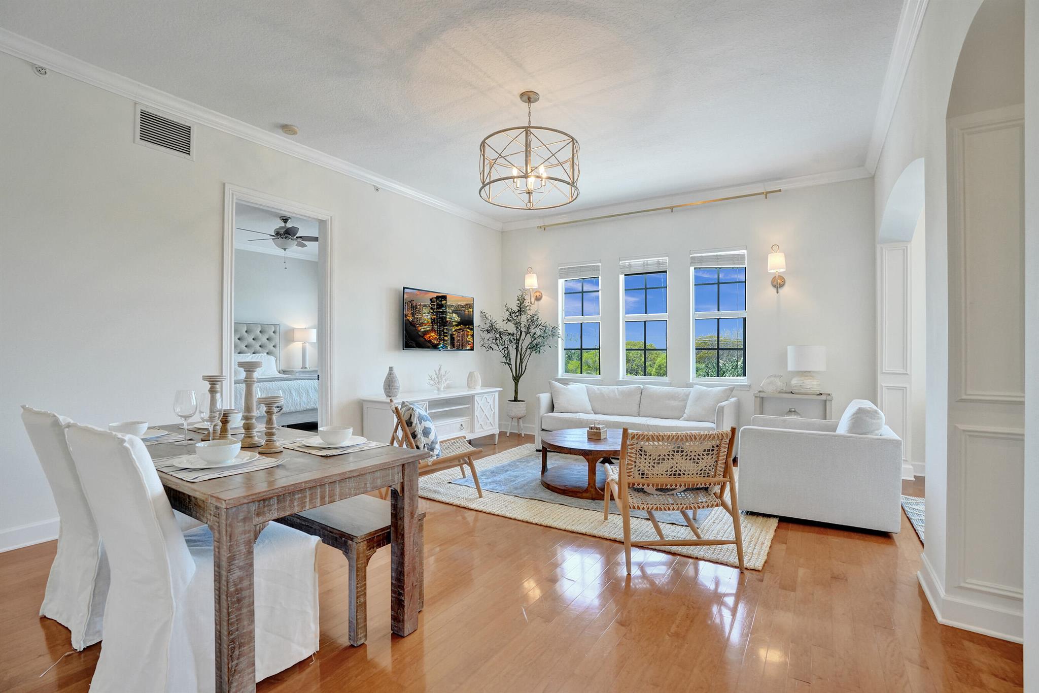 200 NE 2nd Avenue 410