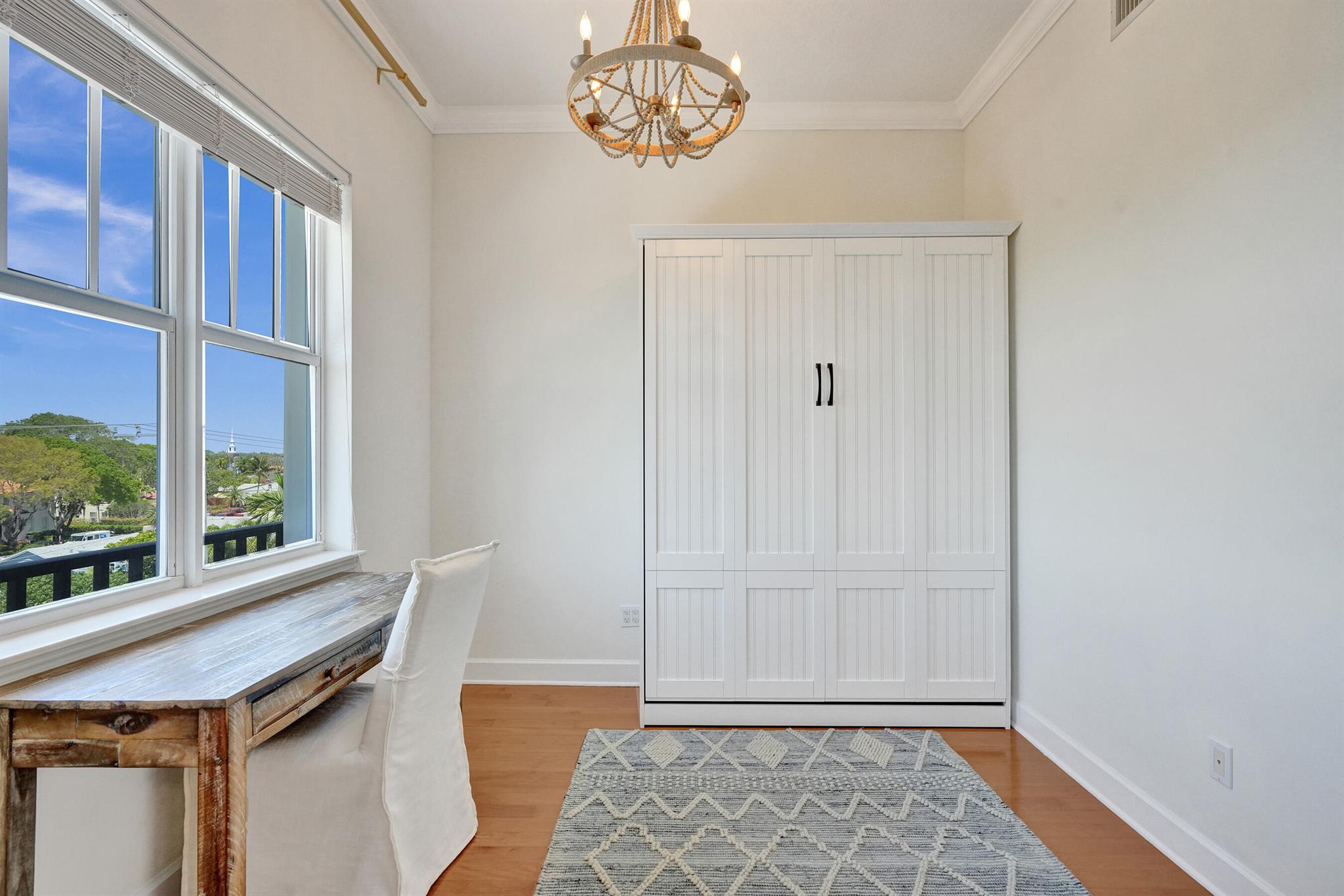 200 NE 2nd Avenue 410