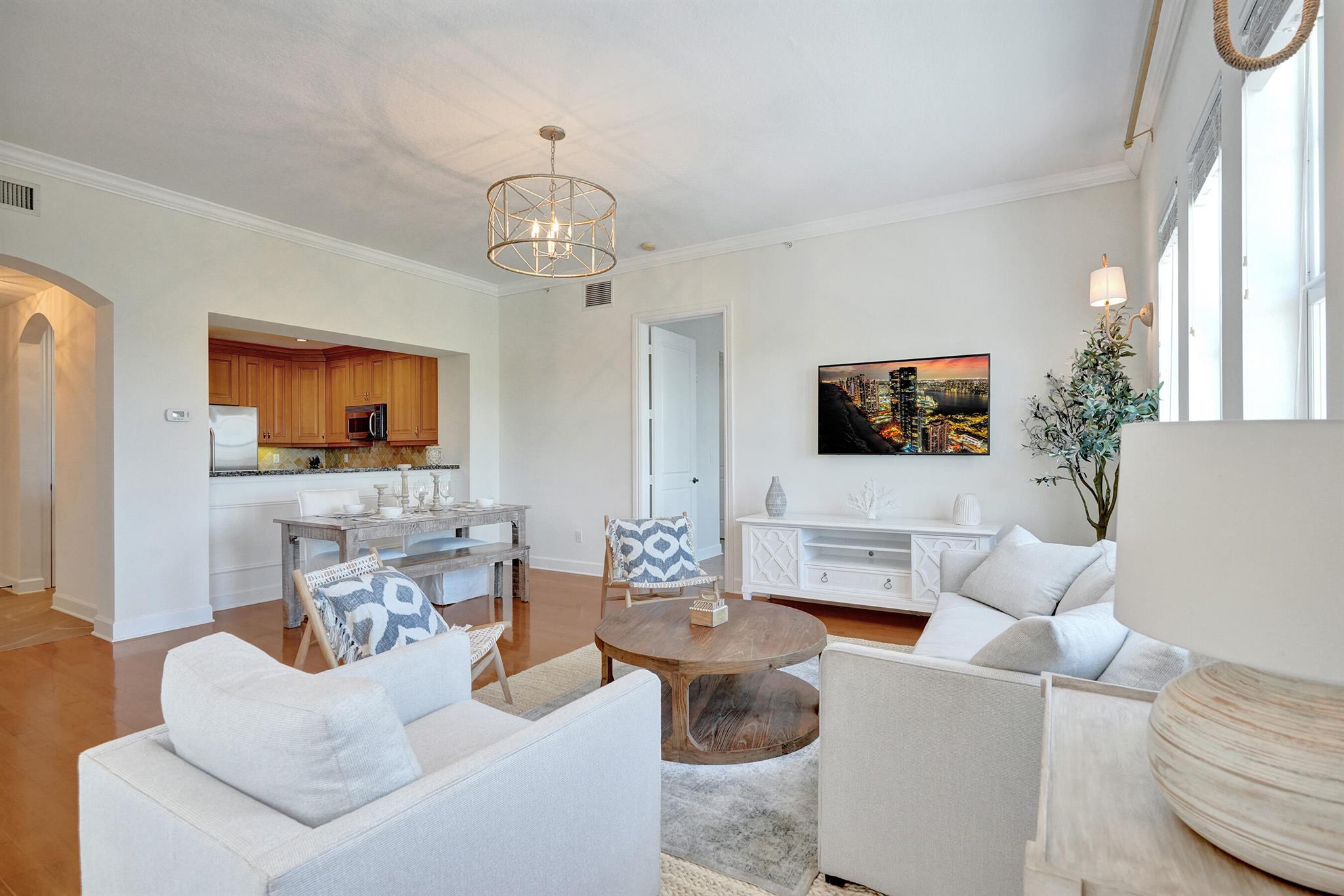 200 NE 2nd Avenue 410