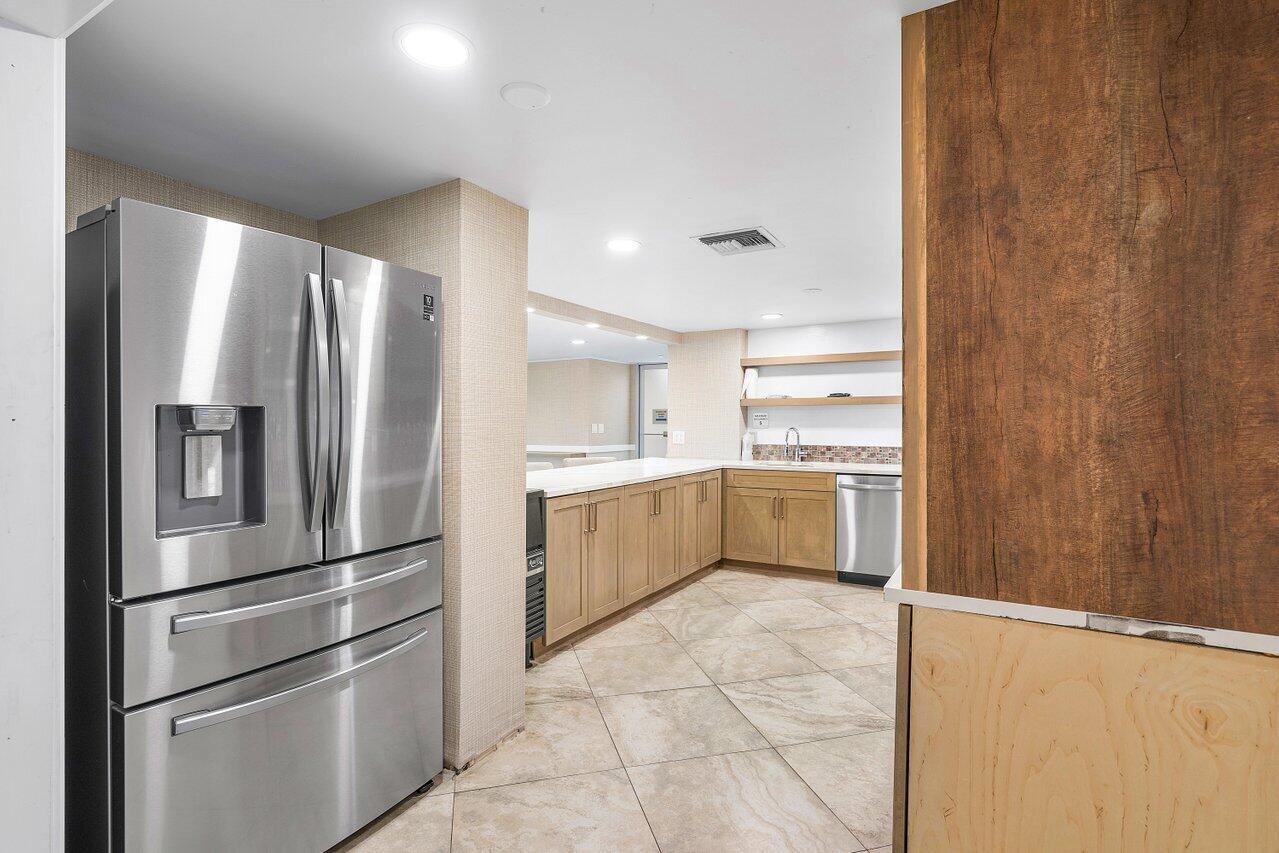 4750 S Ocean Boulevard 202