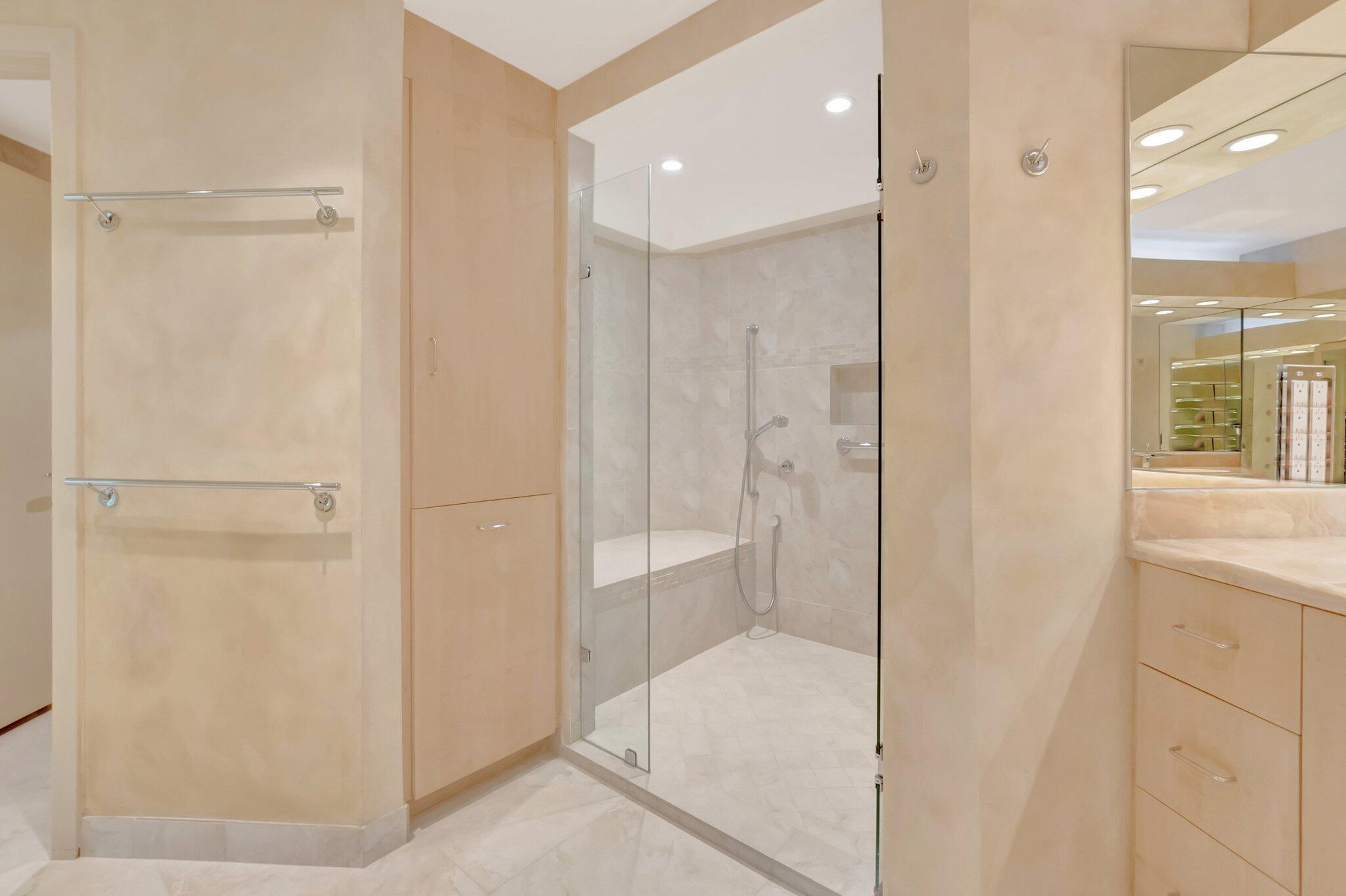 20290 Fairway Oaks Drive Drive 221