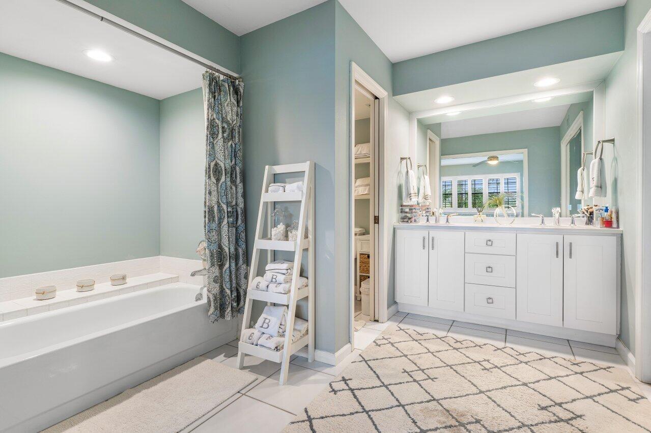 6368 Aspen Glen Circle