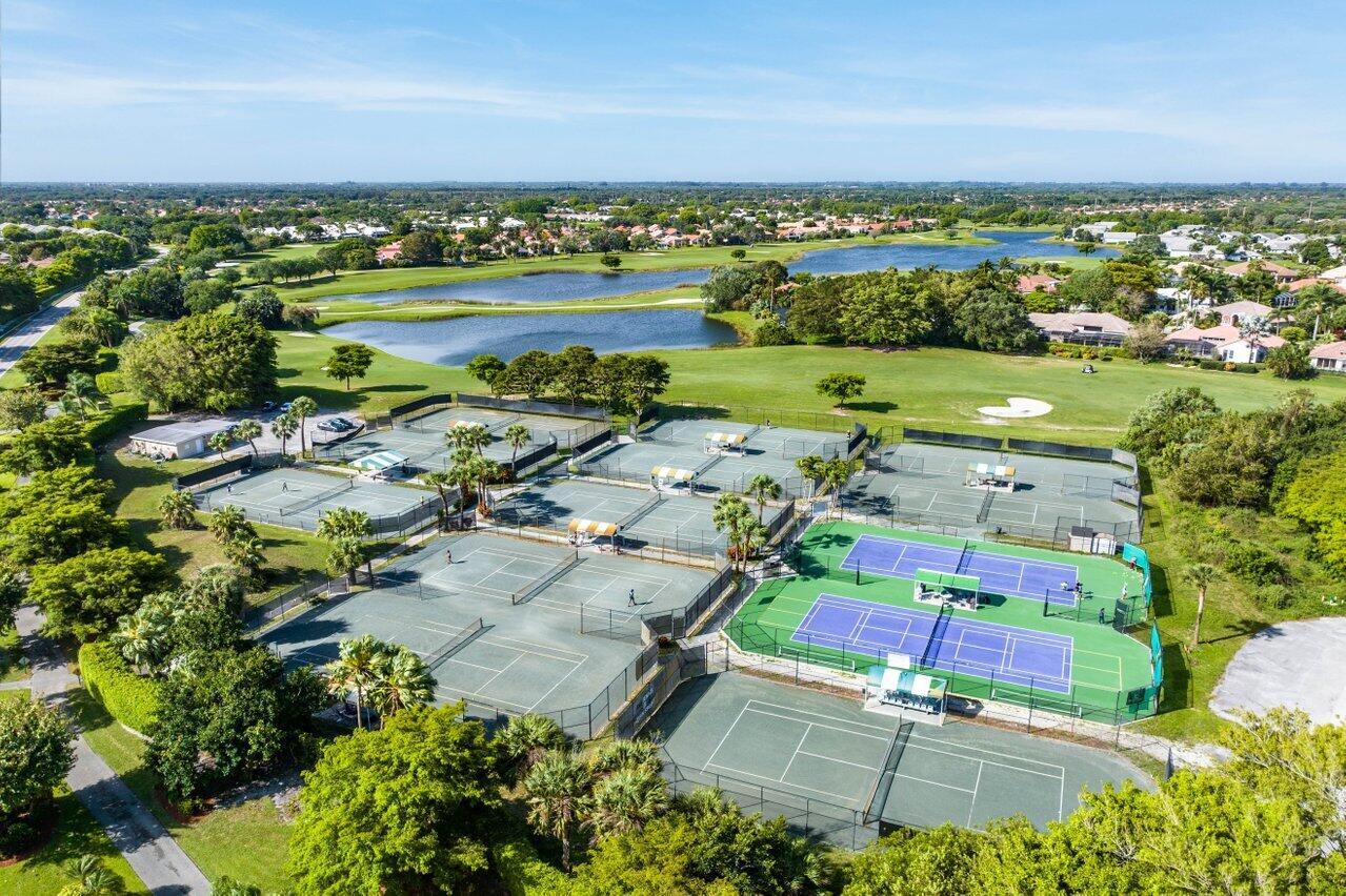 6368 Aspen Glen Circle