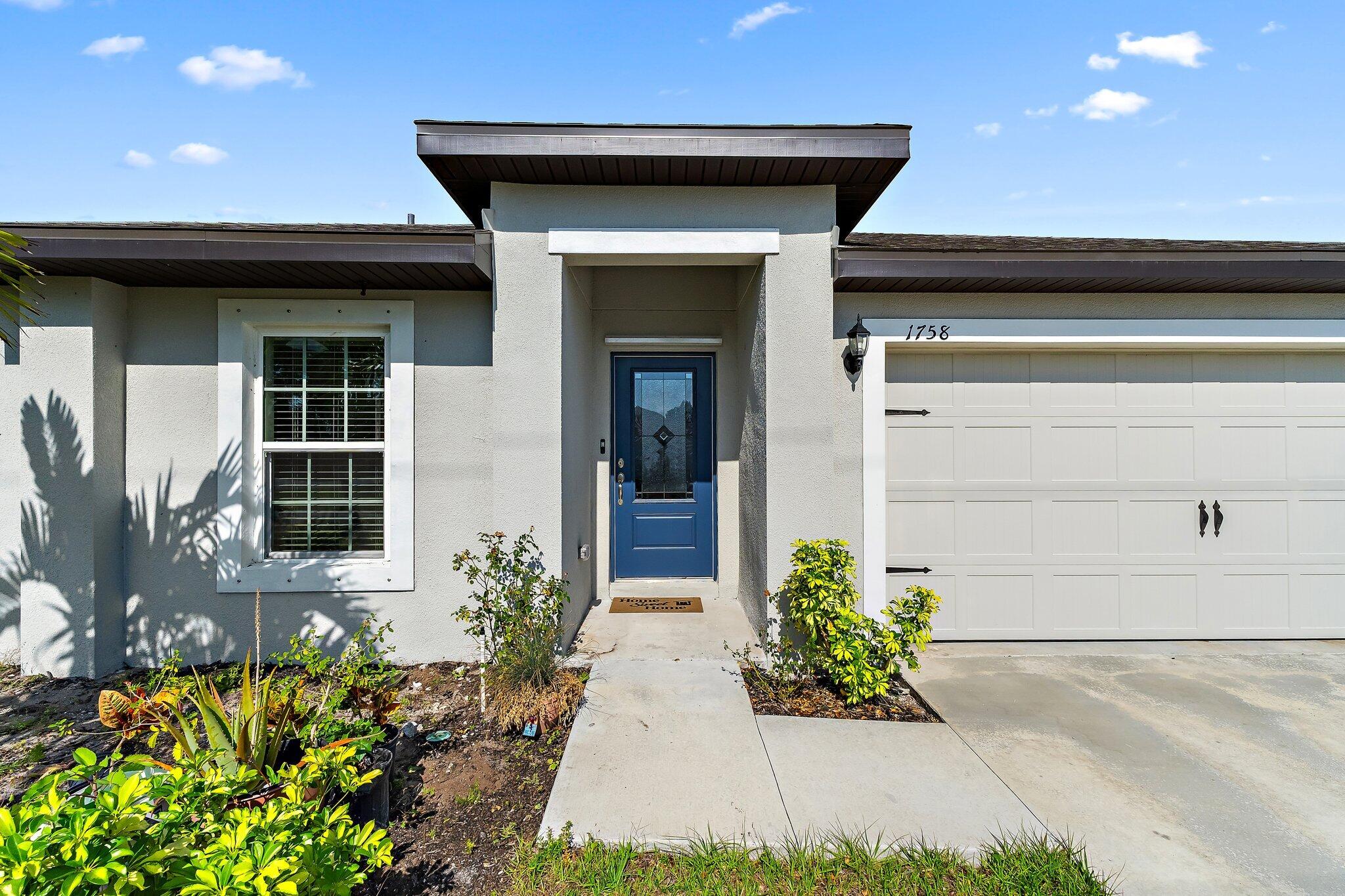 1758 SW Success Street